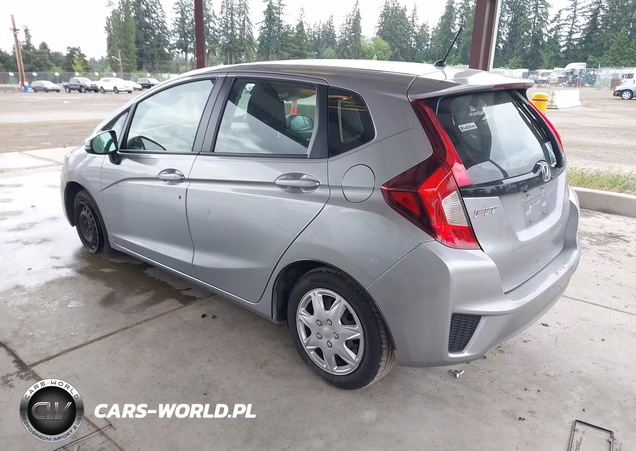 2017 Honda Fit Lx VIN:3HGGK5H58HM713843 - 3