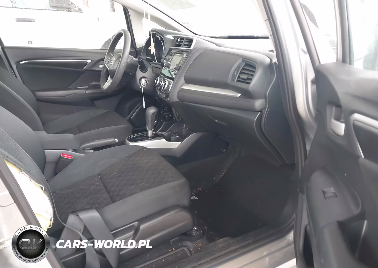 2017 Honda Fit Lx VIN:3HGGK5H58HM713843 - 5