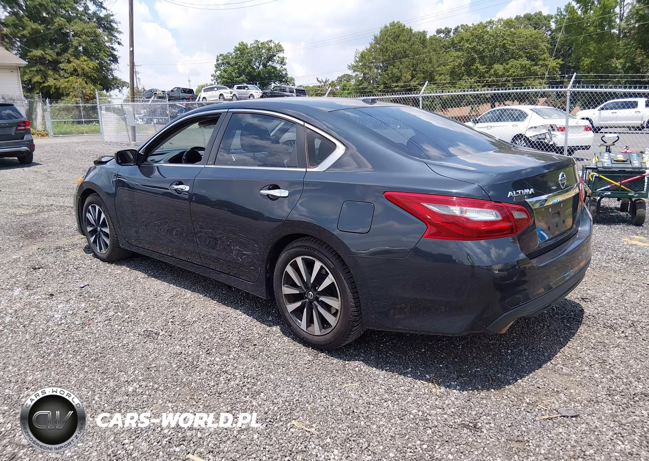 2018 Nissan Altima 2.5 Sv VIN:1N4AL3AP0JC257786 - 3