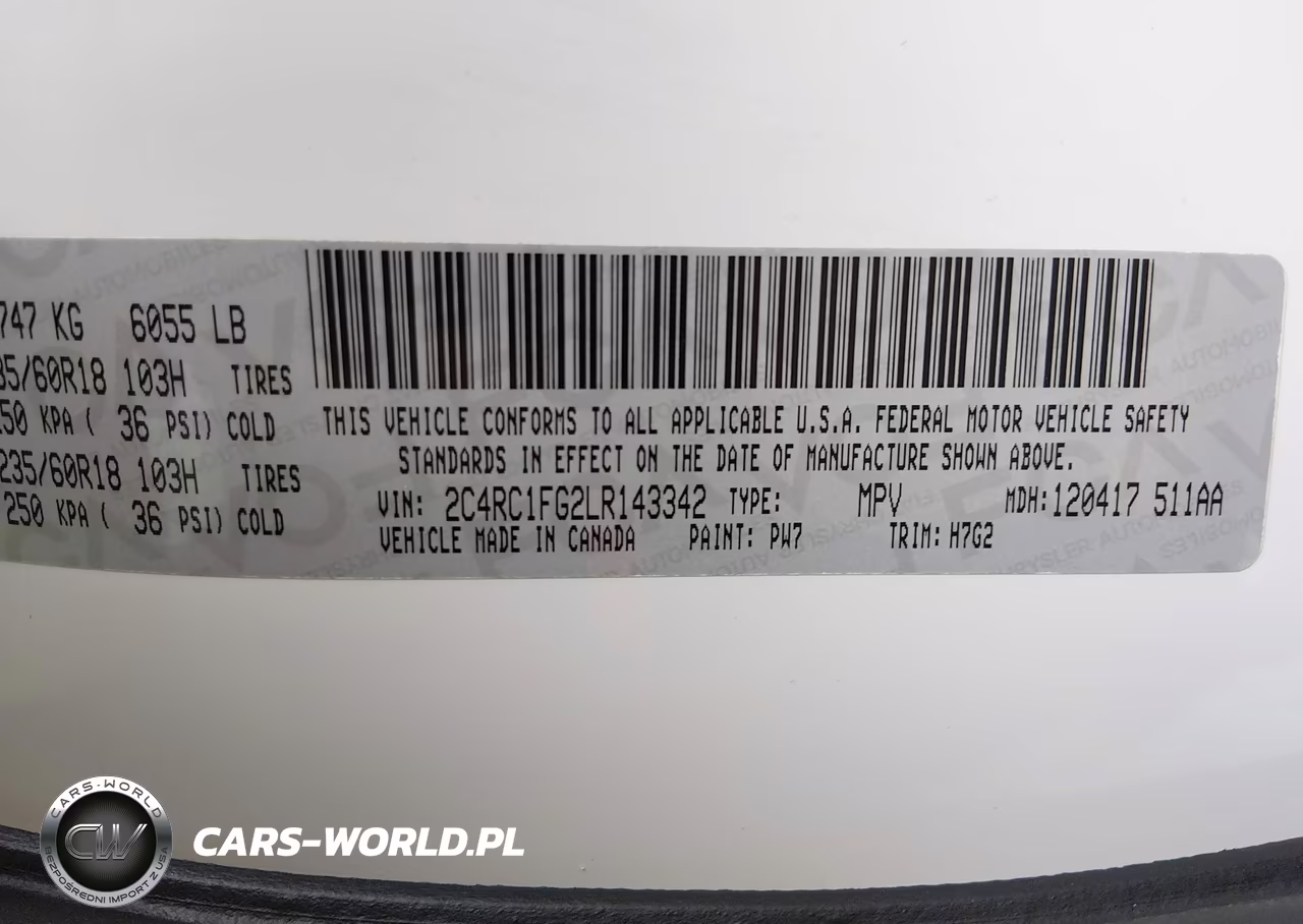 2020 Chrysler Pacifica Touring VIN:2C4RC1FG2LR143342 - 9