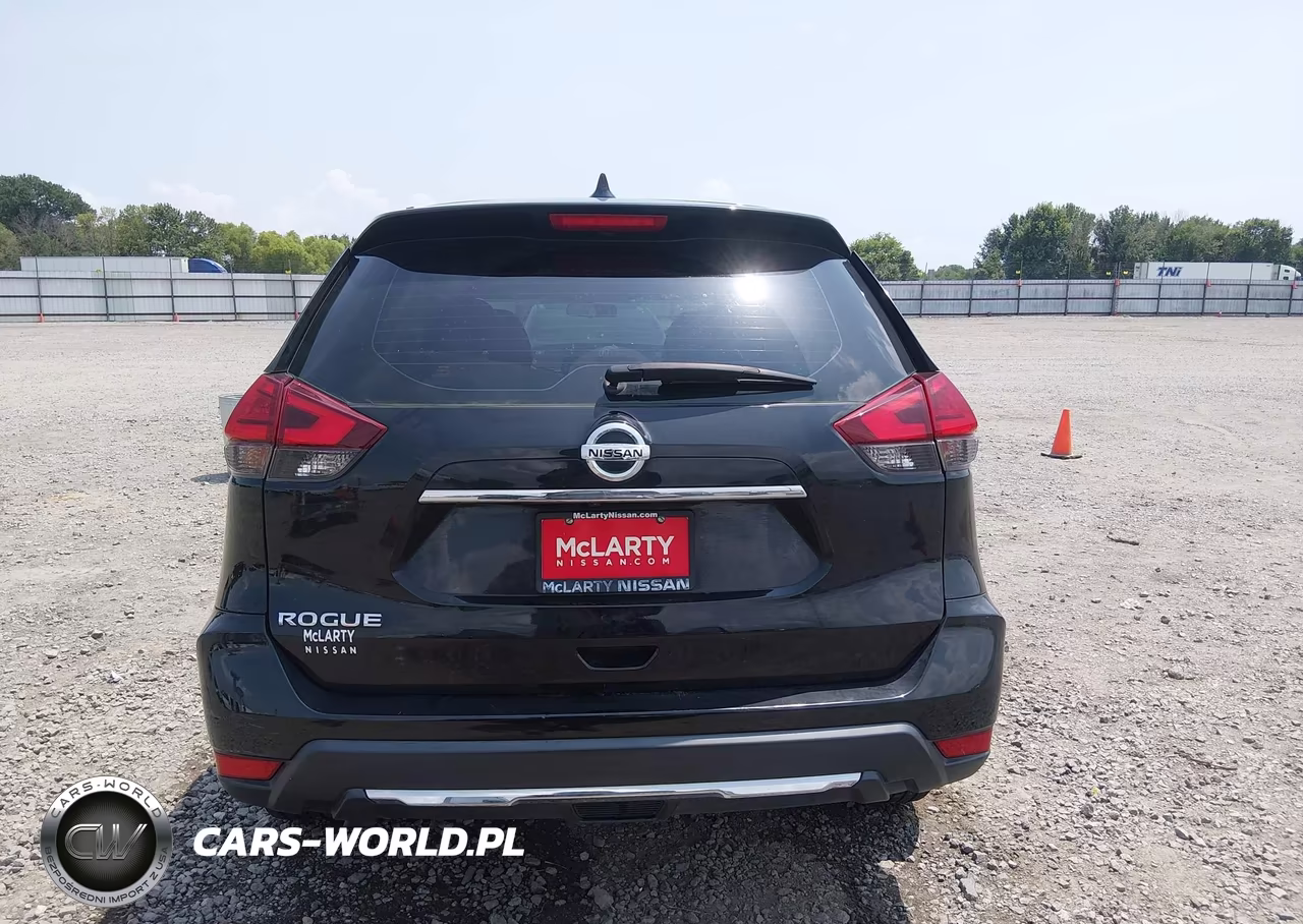 2017 Nissan Rogue S VIN:5N1AT2MT1HC848146 - 16