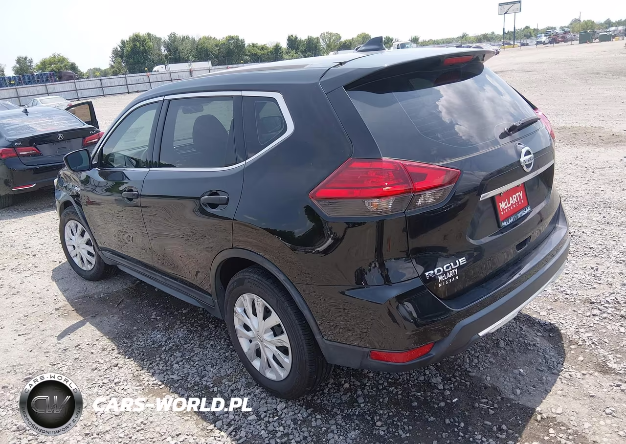 2017 Nissan Rogue S VIN:5N1AT2MT1HC848146 - 3