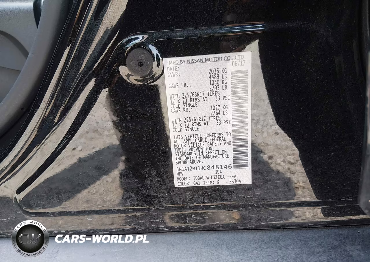 2017 Nissan Rogue S VIN:5N1AT2MT1HC848146 - 9
