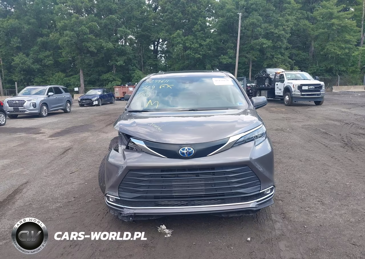 2024 Toyota Sienna Xle VIN:5TDJSKFC5RS111987 - 12