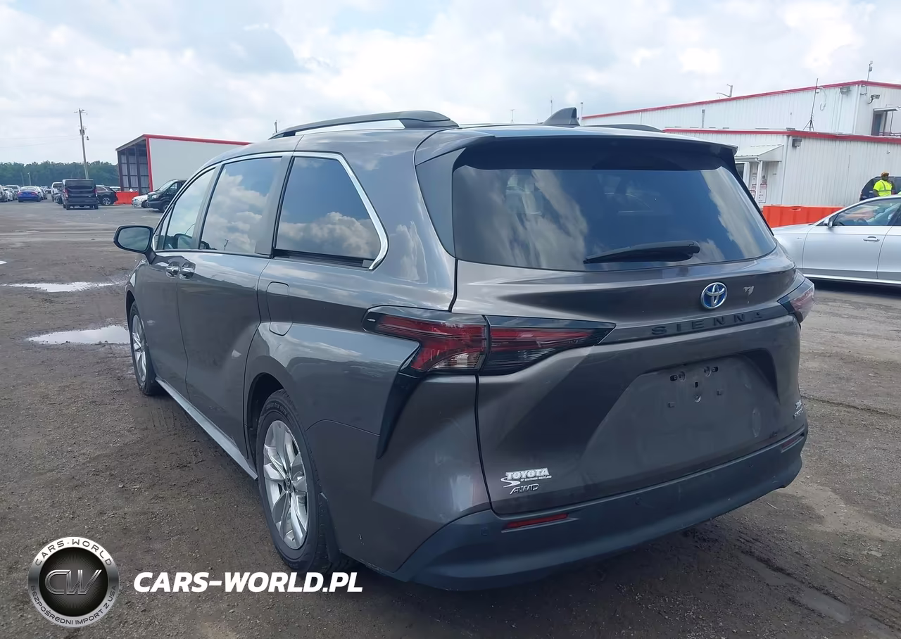 2024 Toyota Sienna Xle VIN:5TDJSKFC5RS111987 - 3