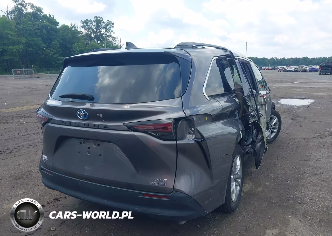 2024 Toyota Sienna Xle VIN:5TDJSKFC5RS111987 - 4