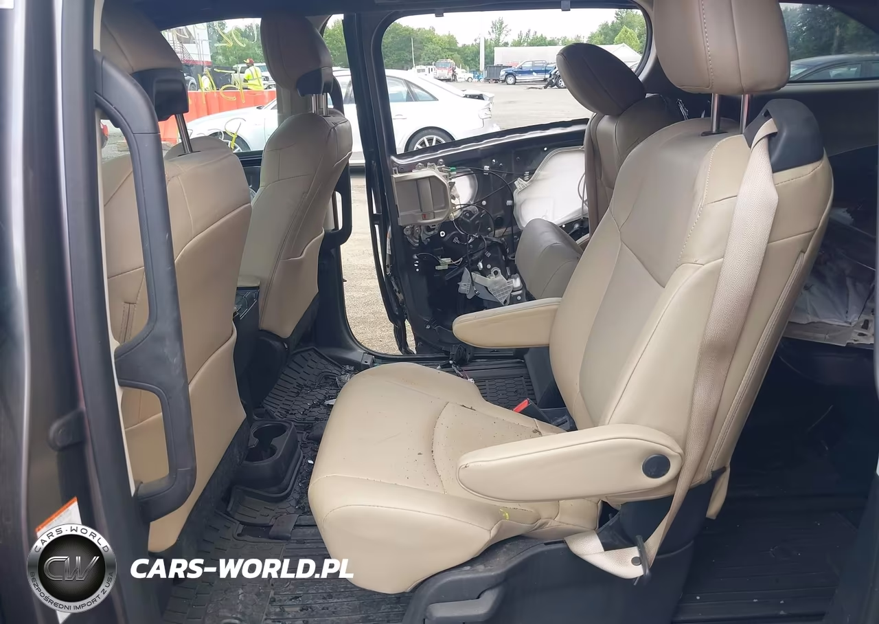 2024 Toyota Sienna Xle VIN:5TDJSKFC5RS111987 - 8