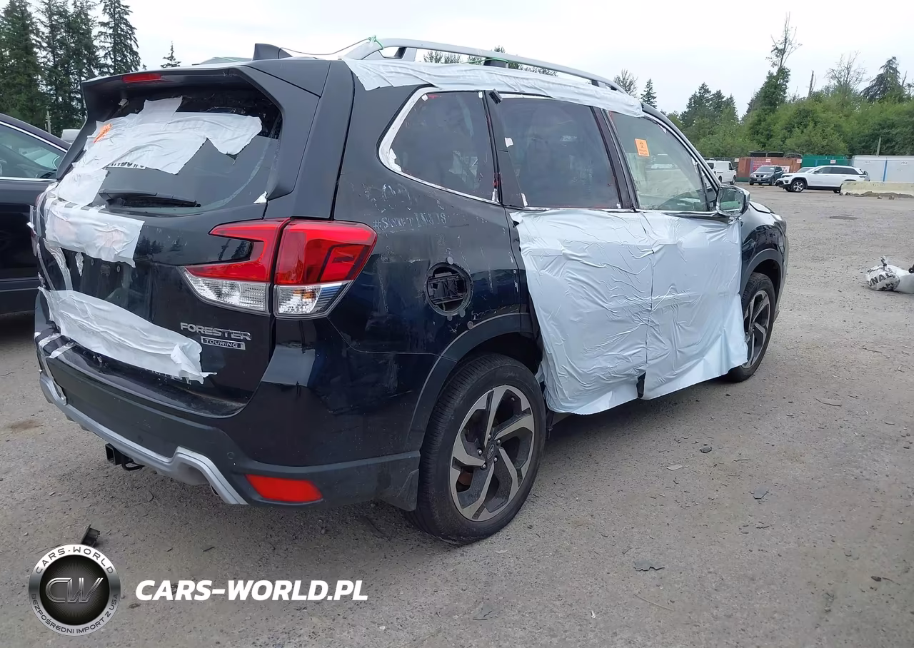 2023 Subaru Forester Touring VIN:JF2SKARC7PH513443 - 4