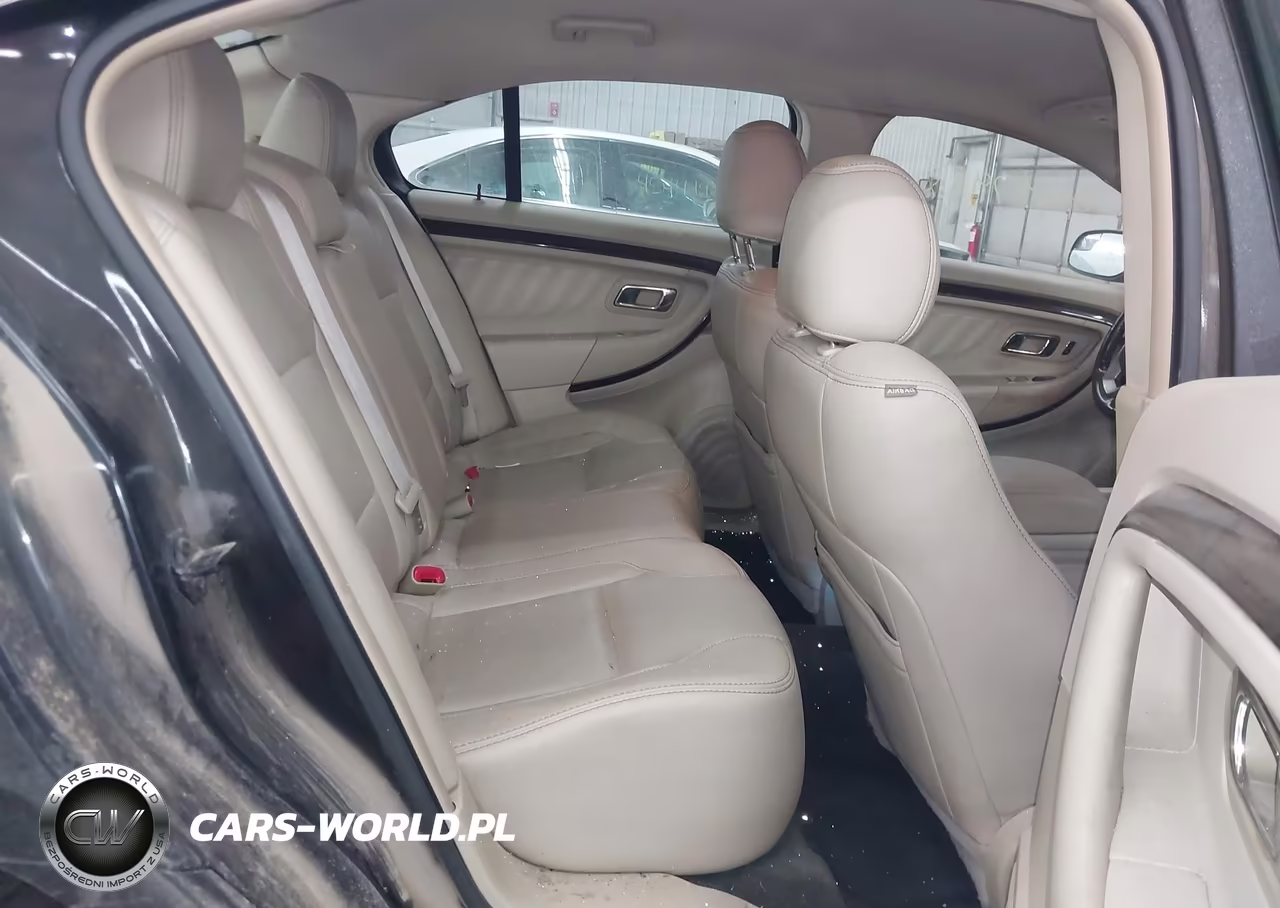 2015 Ford Taurus Limited VIN:1FAHP2F85FG102777 - 8
