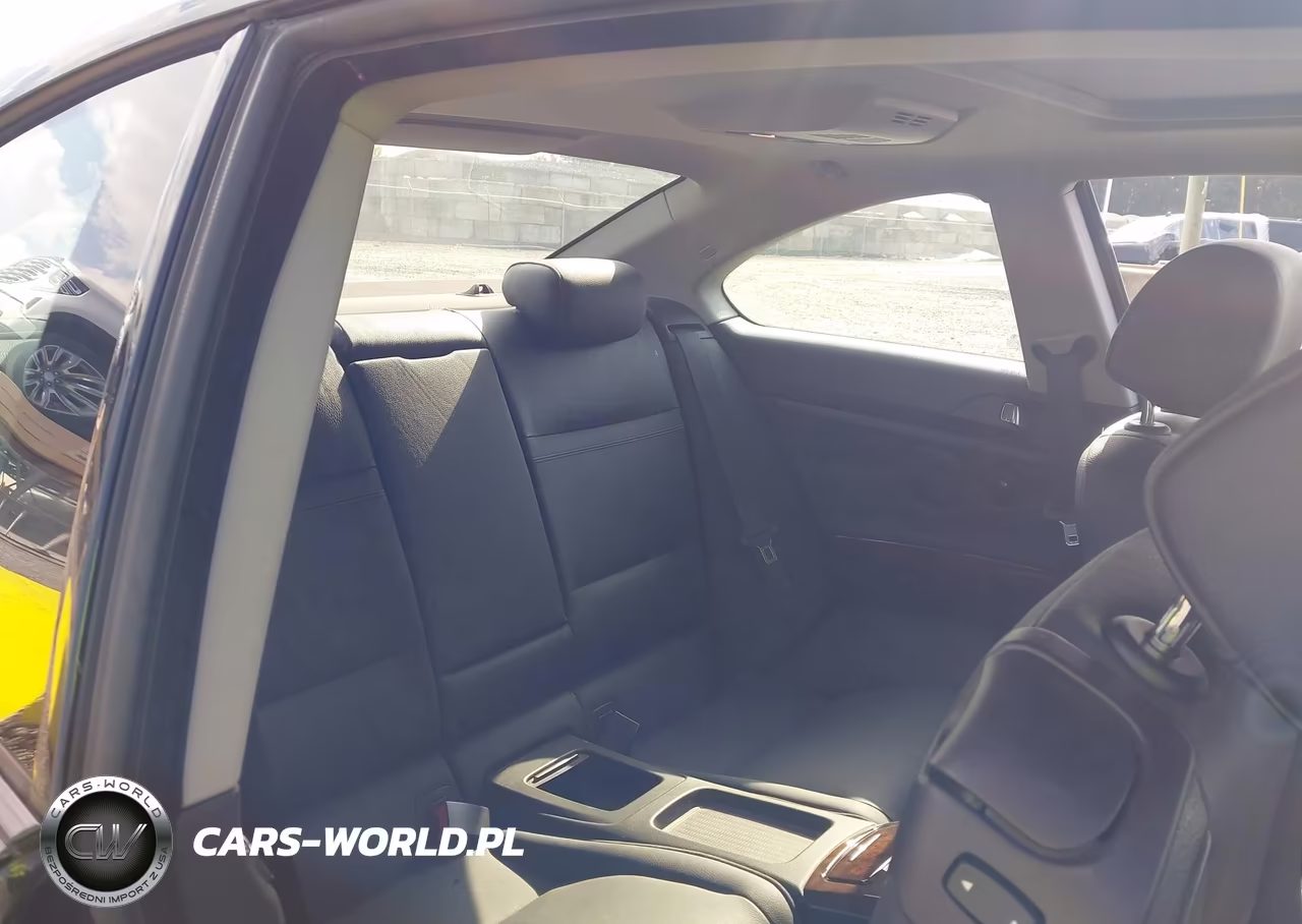 2010 BMW 335I xDrive VIN:WBAWC7C59AE271187 - 8