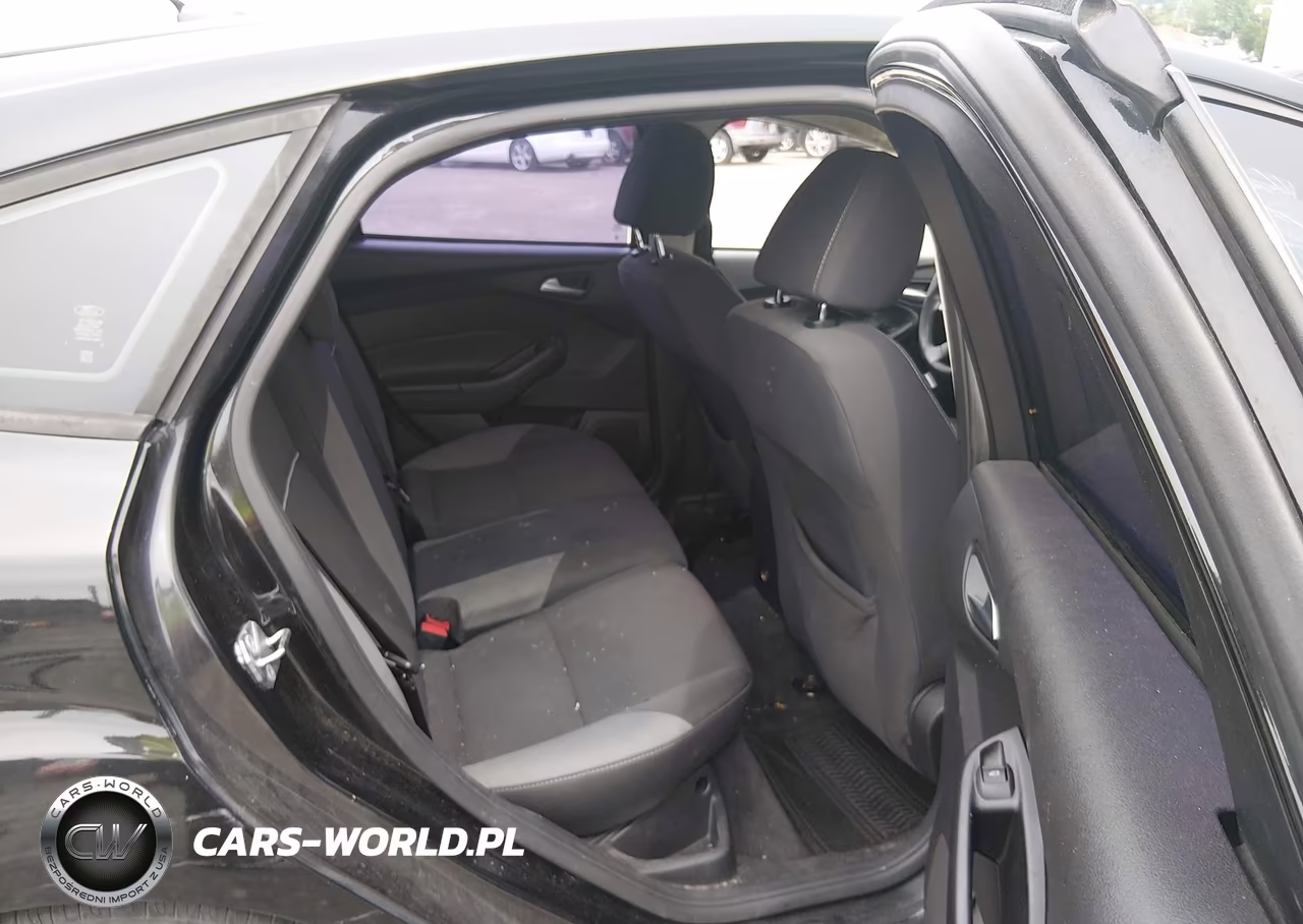 2013 Ford Focus Se VIN:1FADP3K24DL112002 - 8