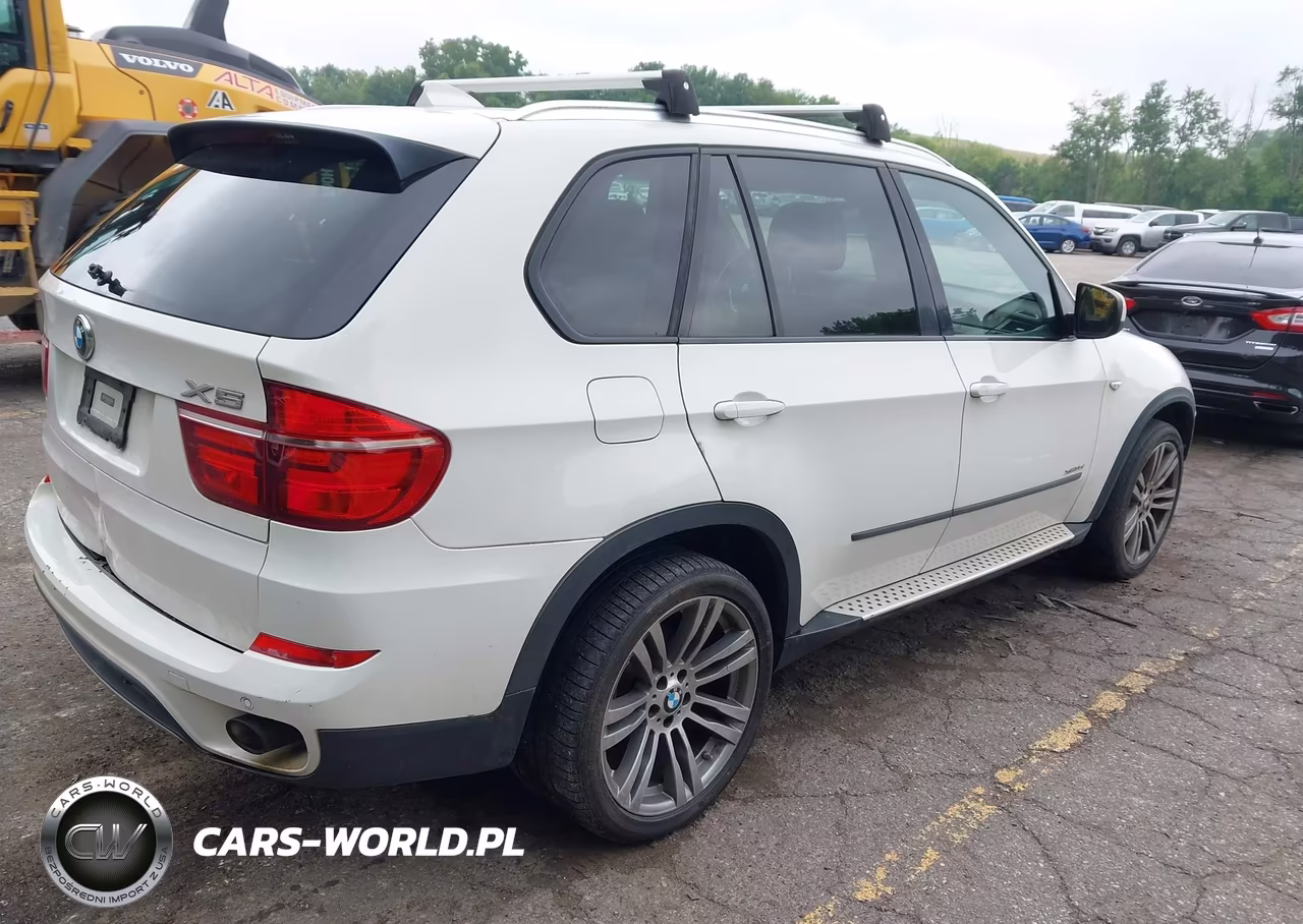 2012 BMW X5 xDrive35D VIN:5UXZW0C59CL666546 - 4