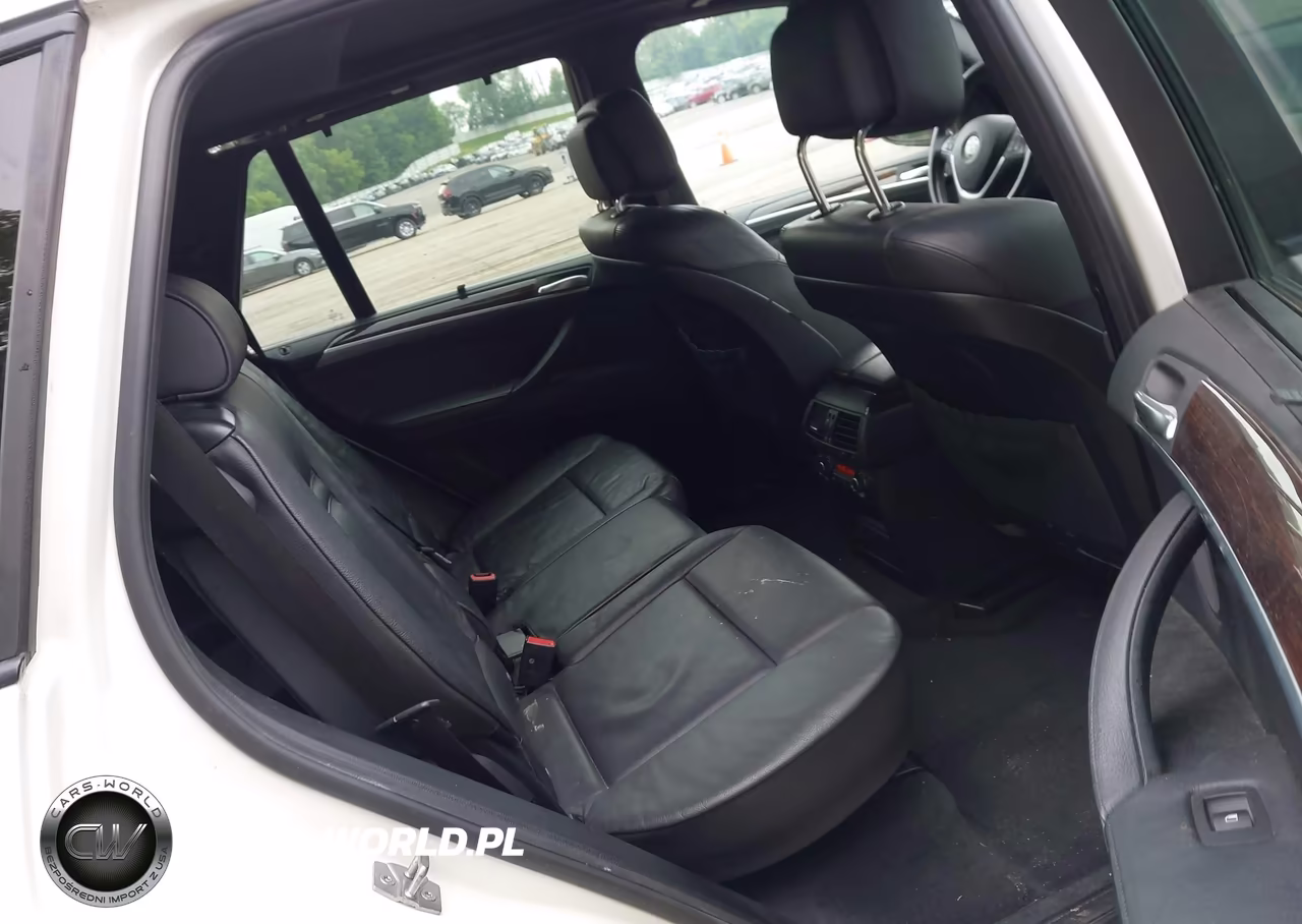 2012 BMW X5 xDrive35D VIN:5UXZW0C59CL666546 - 8