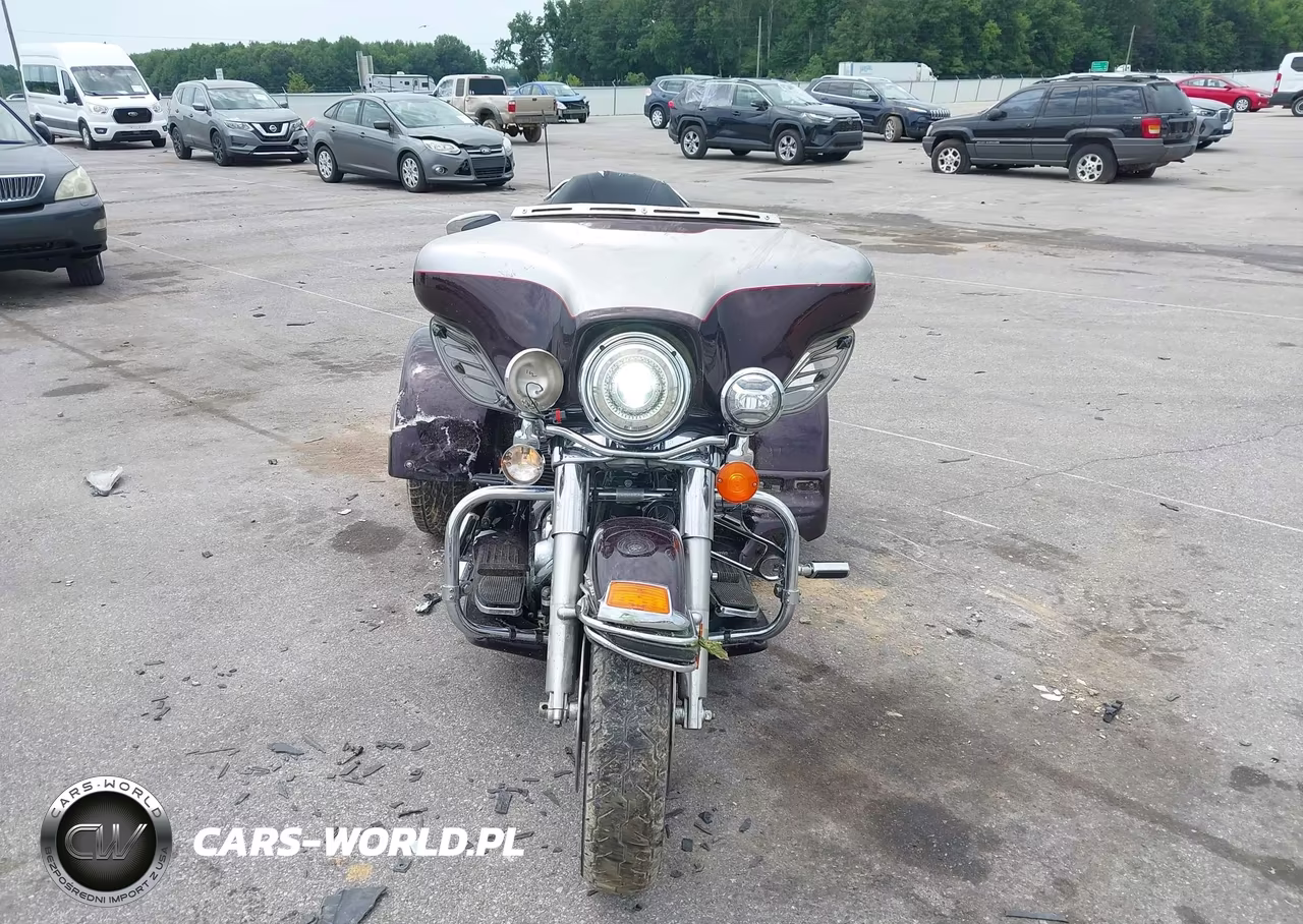 2007 Harley-Davidson Flhtcui VIN:1HD1FC4167Y618456 - 5