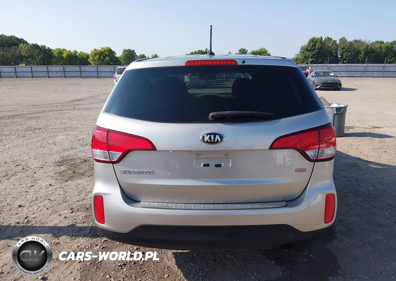 2015 Kia Sorento Lx VIN:5XYKT3A62FG629007 - 16