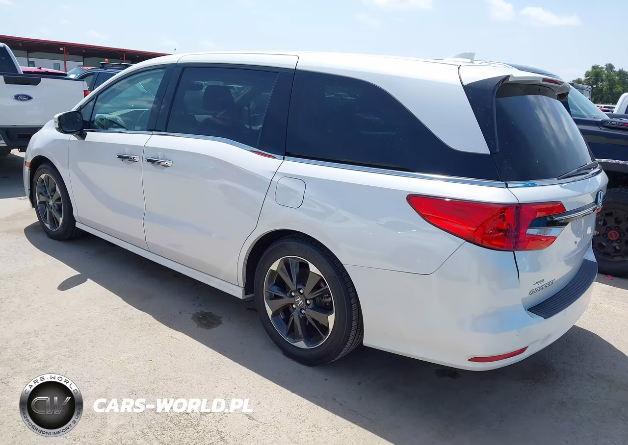 2023 Honda Odyssey Elite VIN:5FNRL6H99PB066076 - 3