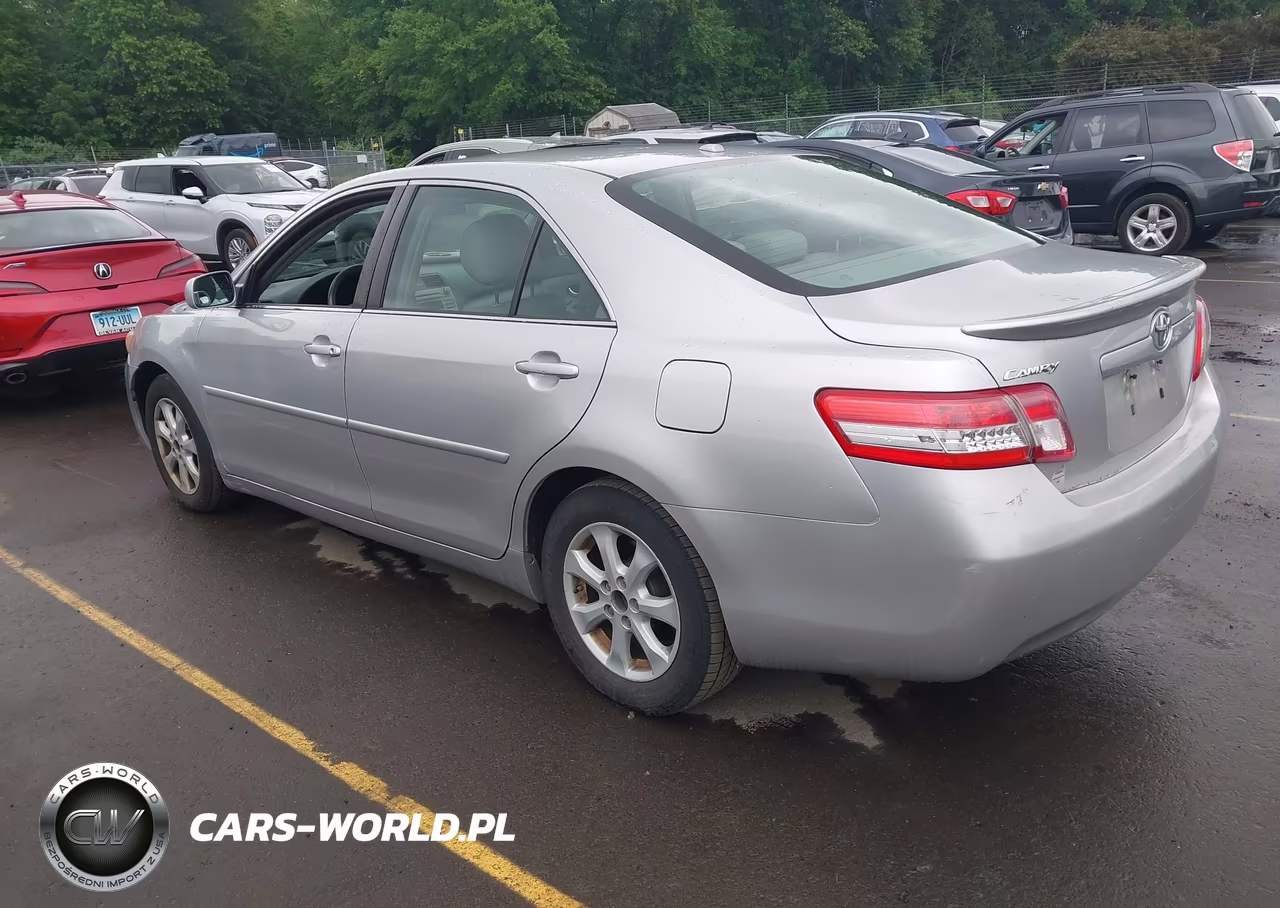 2010 Toyota Camry Le VIN:4T4BF3EK6AR061934 - 3