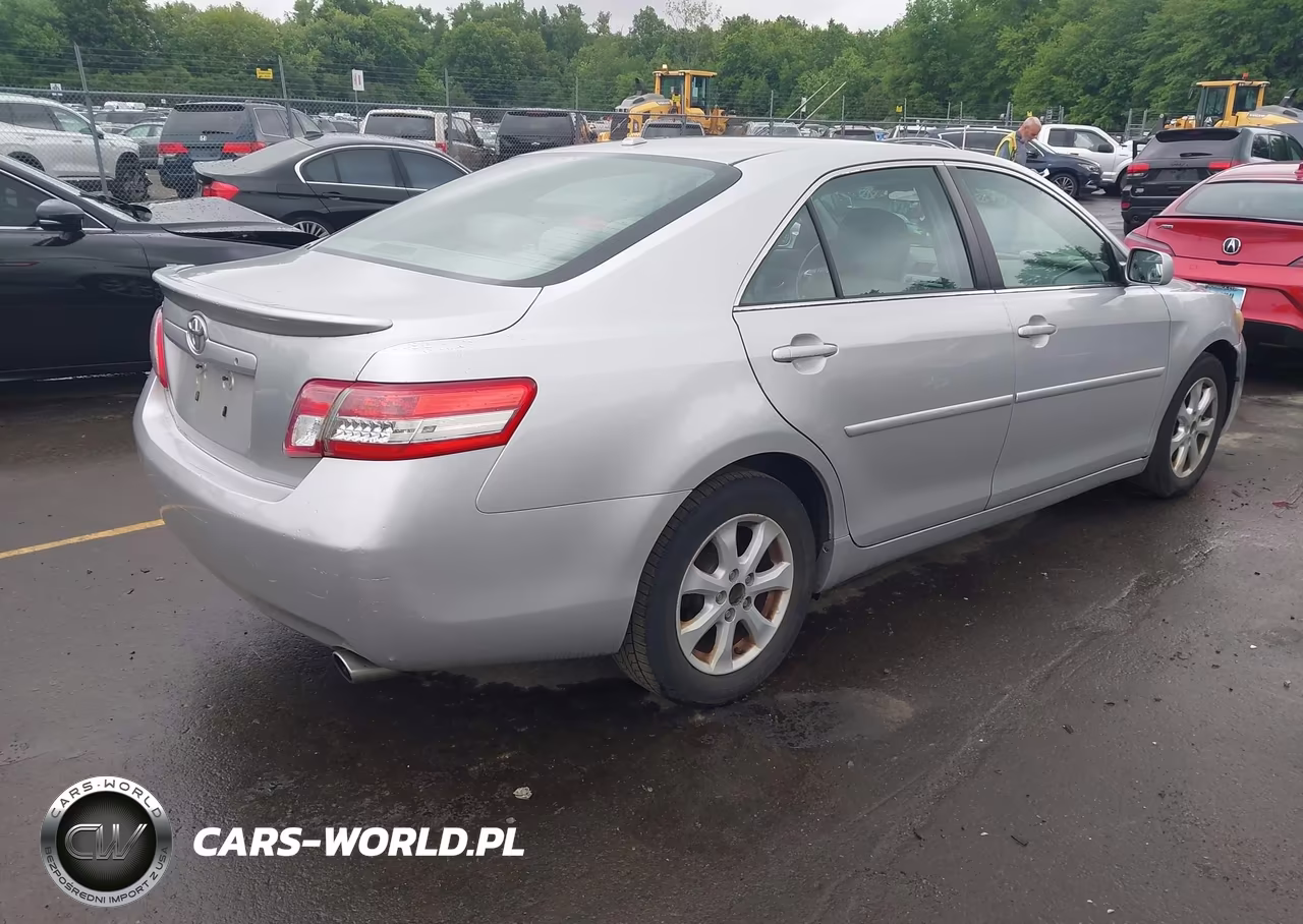 2010 Toyota Camry Le VIN:4T4BF3EK6AR061934 - 4