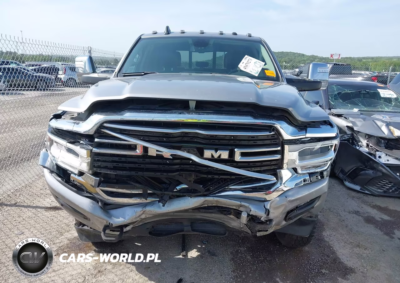 2024 Ram 3500 Laramie 4X4 8' Box VIN:3C63RRJL3RG184575 - 12