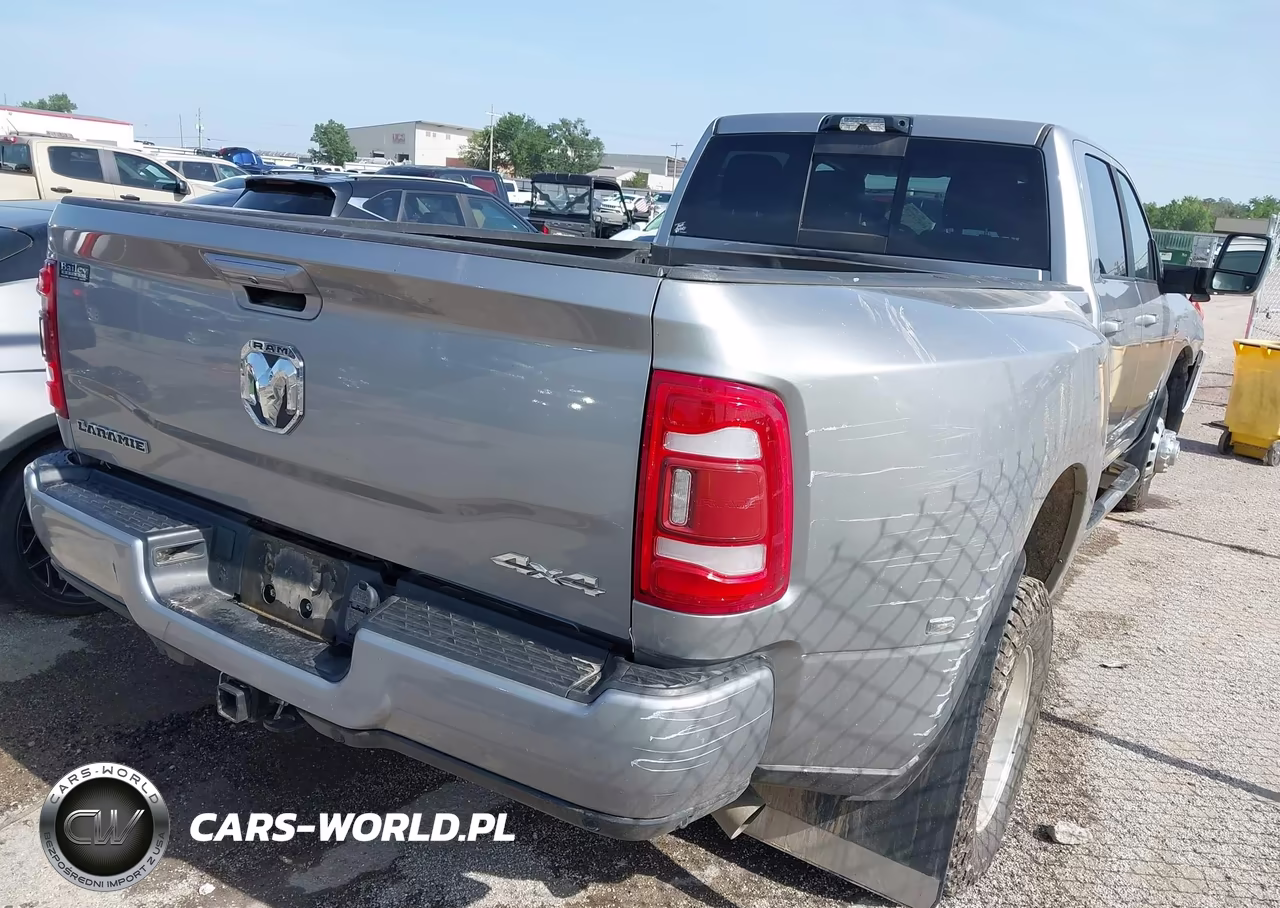 2024 Ram 3500 Laramie 4X4 8' Box VIN:3C63RRJL3RG184575 - 4