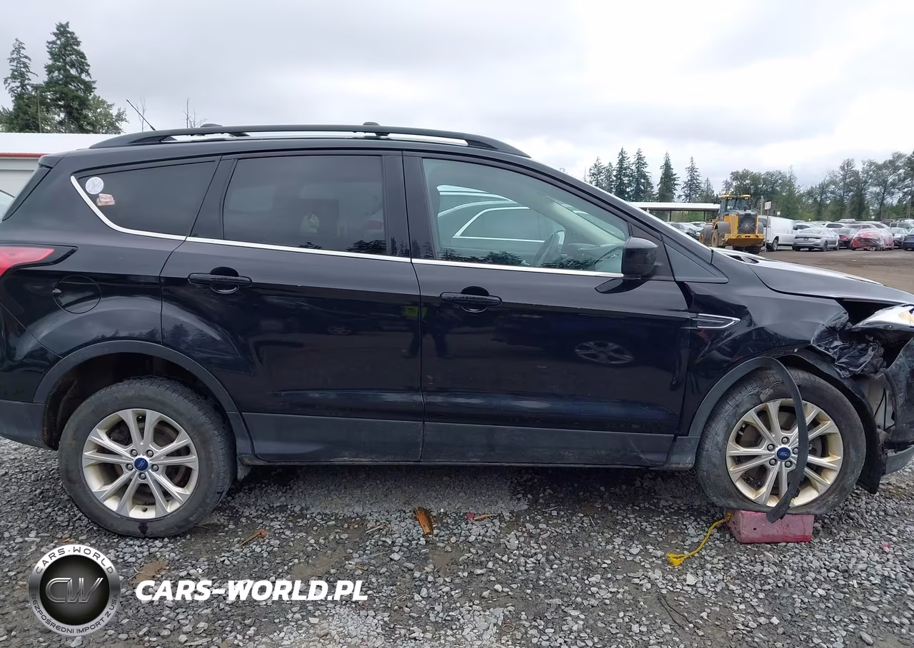2018 Ford Escape Se VIN:1FMCU9GD4JUD05747 - 13