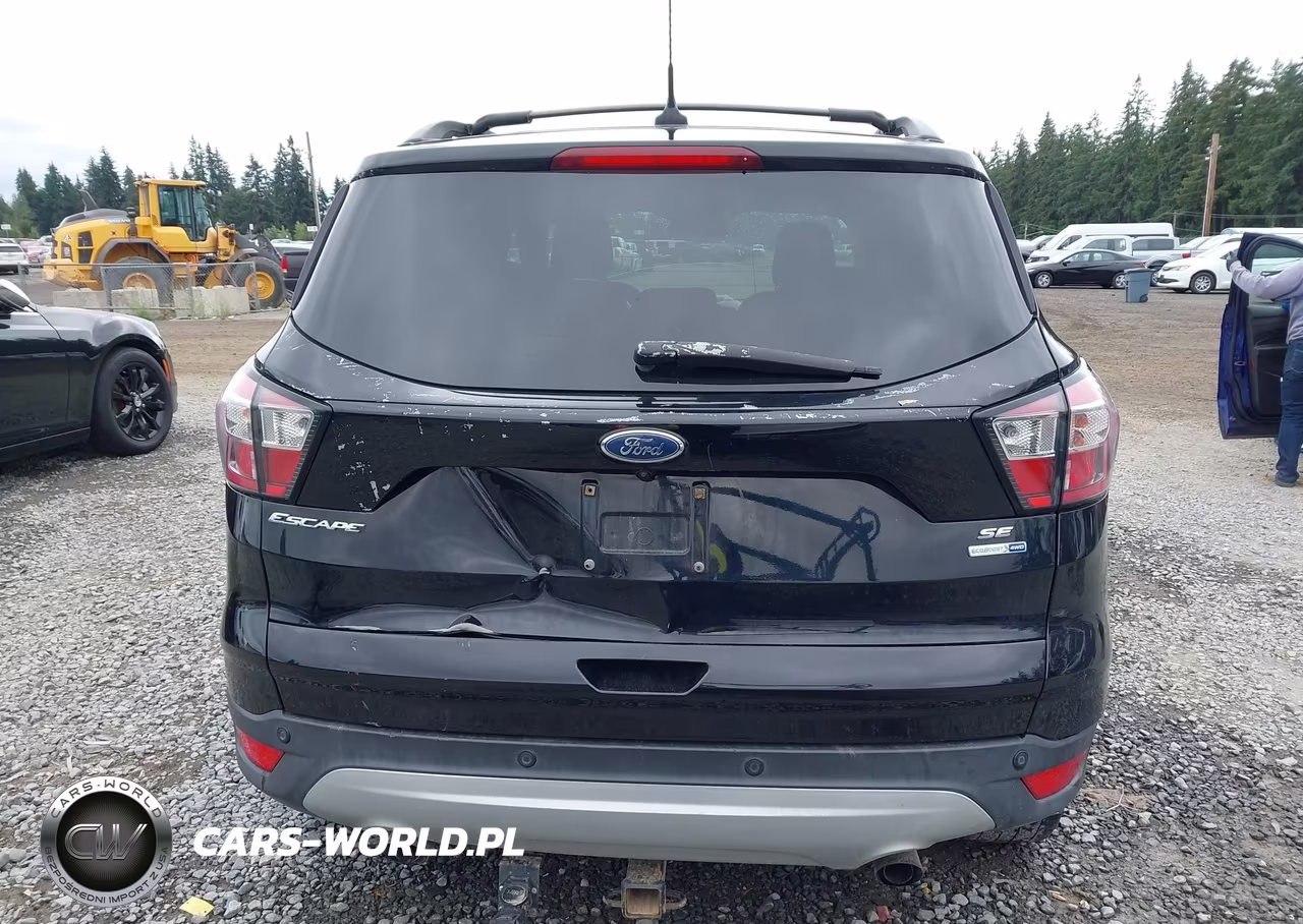 2018 Ford Escape Se VIN:1FMCU9GD4JUD05747 - 16
