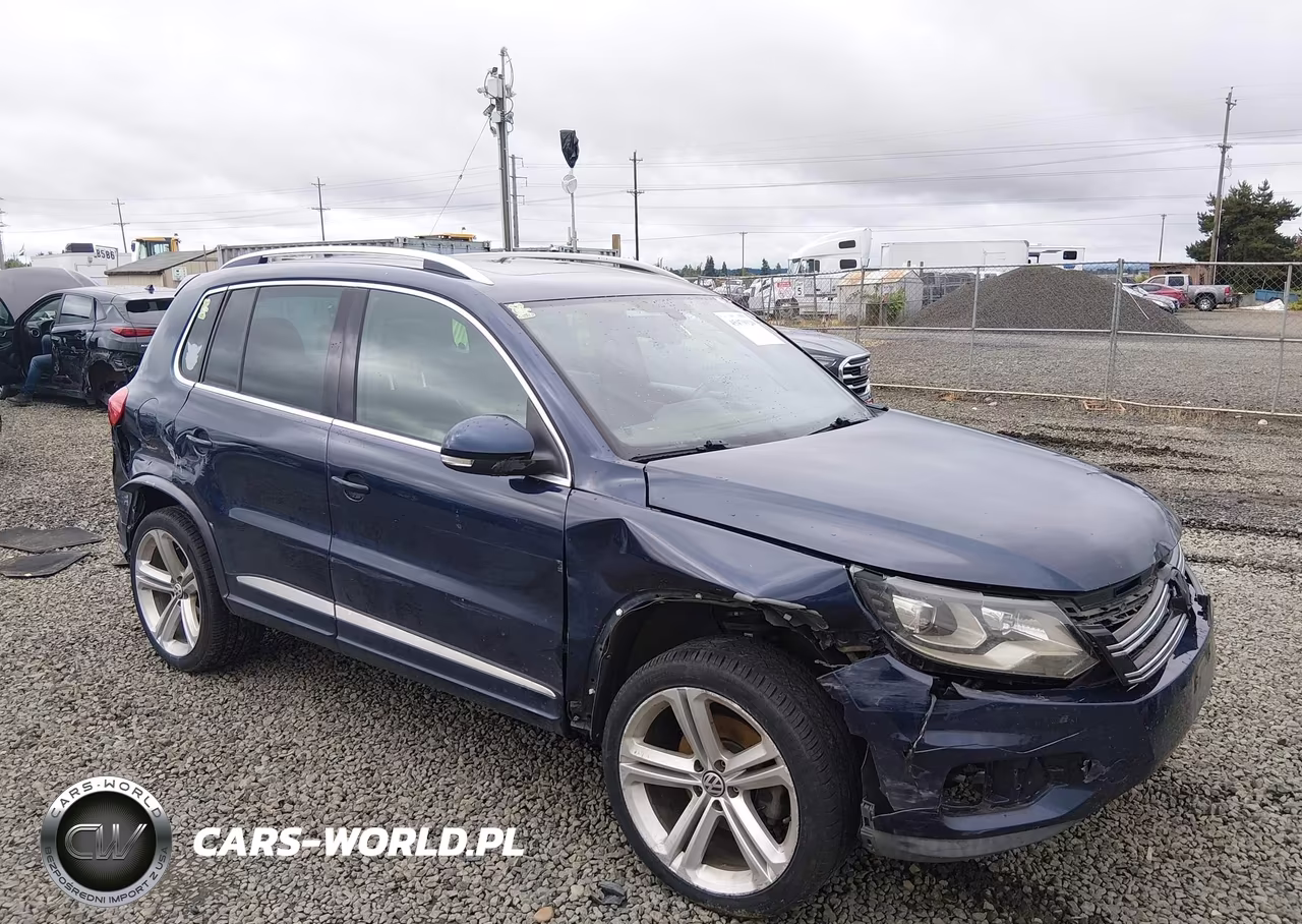 2015 Volkswagen Tiguan R-Line – zdjęcie 1 z 17