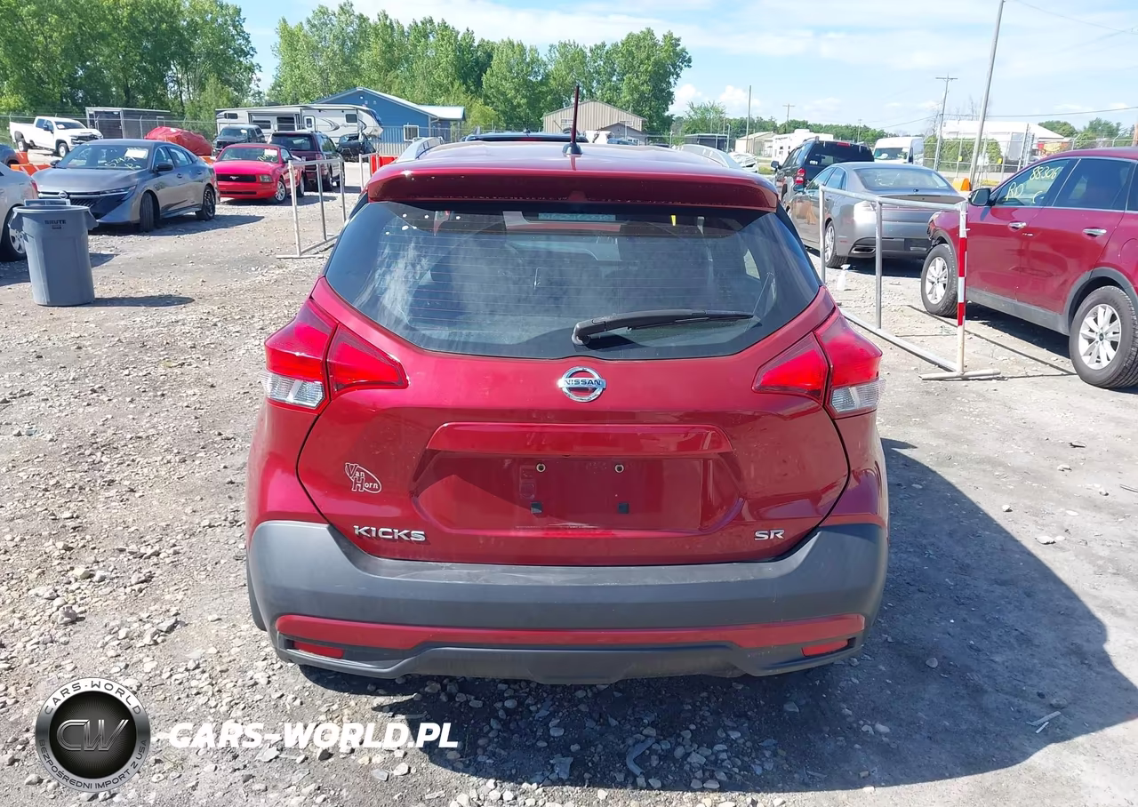2019 Nissan Kicks Sr VIN:3N1CP5CU7KL544847 - 16