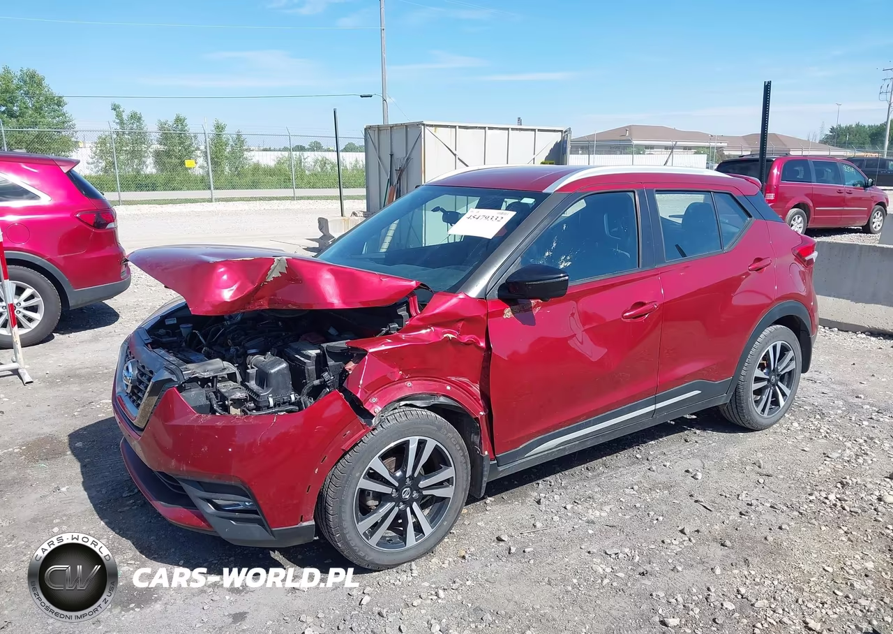 2019 Nissan Kicks Sr VIN:3N1CP5CU7KL544847 - 17