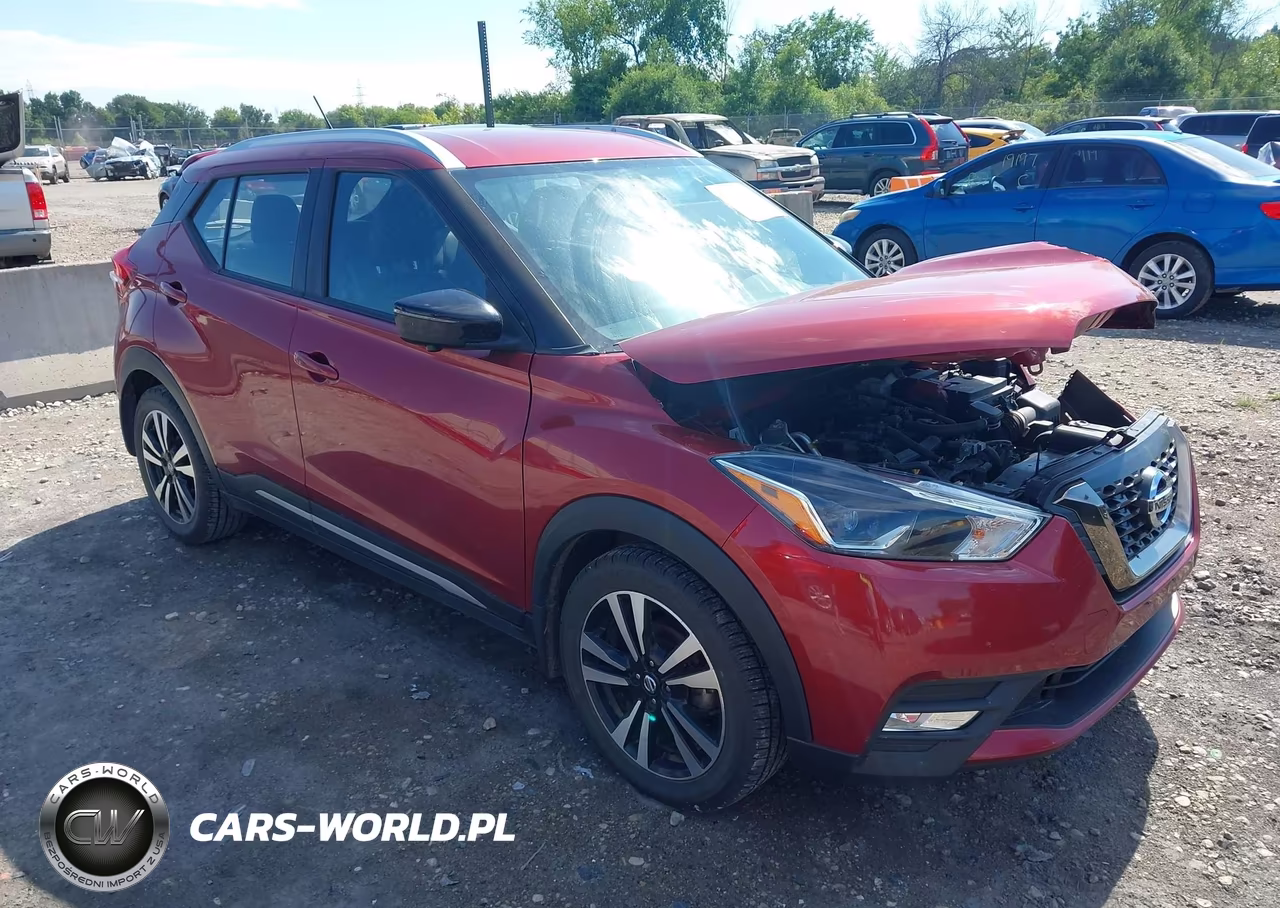 2019 Nissan Kicks Sr VIN:3N1CP5CU7KL544847 - 18