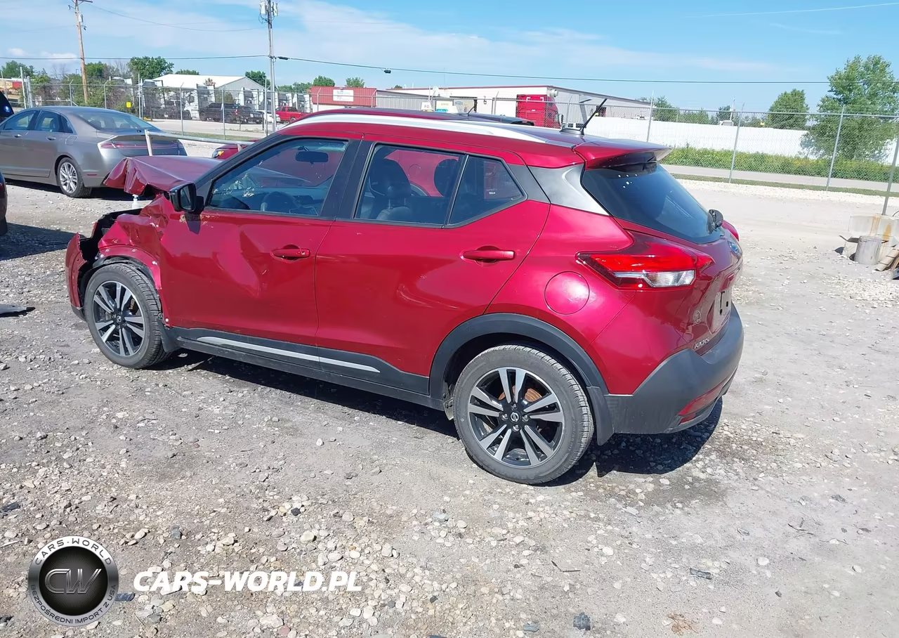 2019 Nissan Kicks Sr VIN:3N1CP5CU7KL544847 - 3
