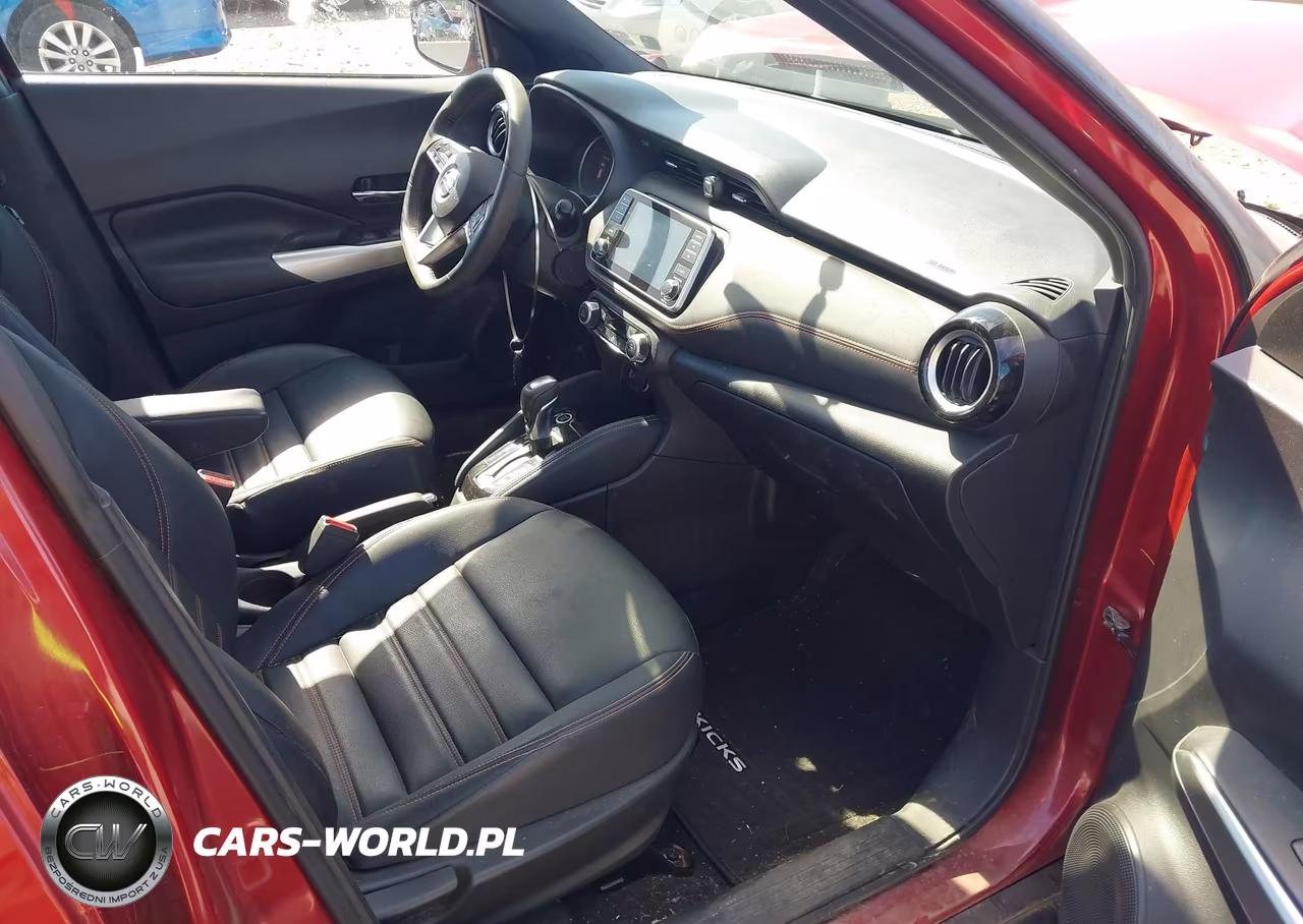 2019 Nissan Kicks Sr VIN:3N1CP5CU7KL544847 - 5