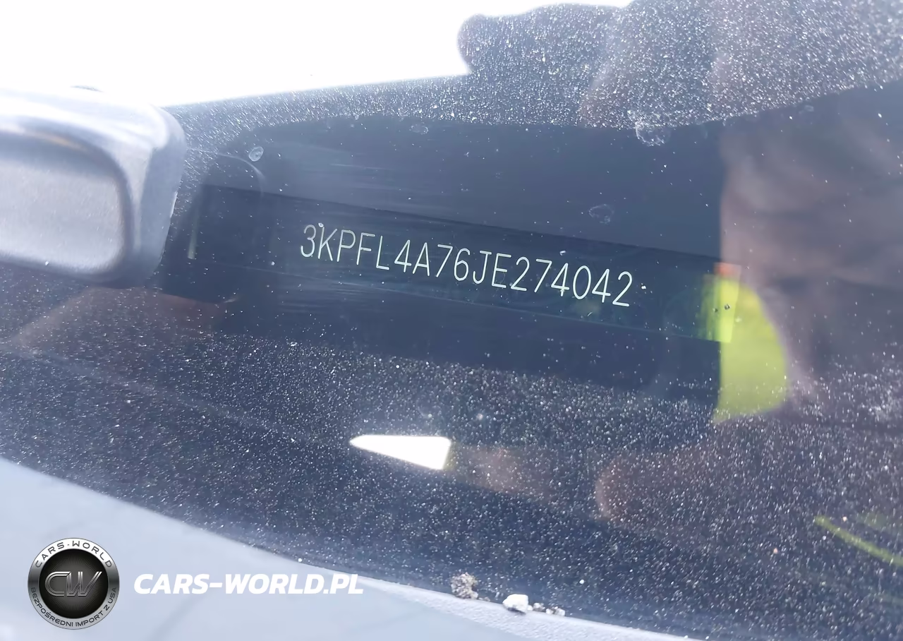 2018 Kia Forte Lx VIN:3KPFL4A76JE274042 - 17