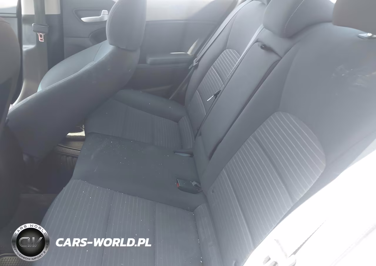 2018 Kia Forte Lx VIN:3KPFL4A76JE274042 - 8