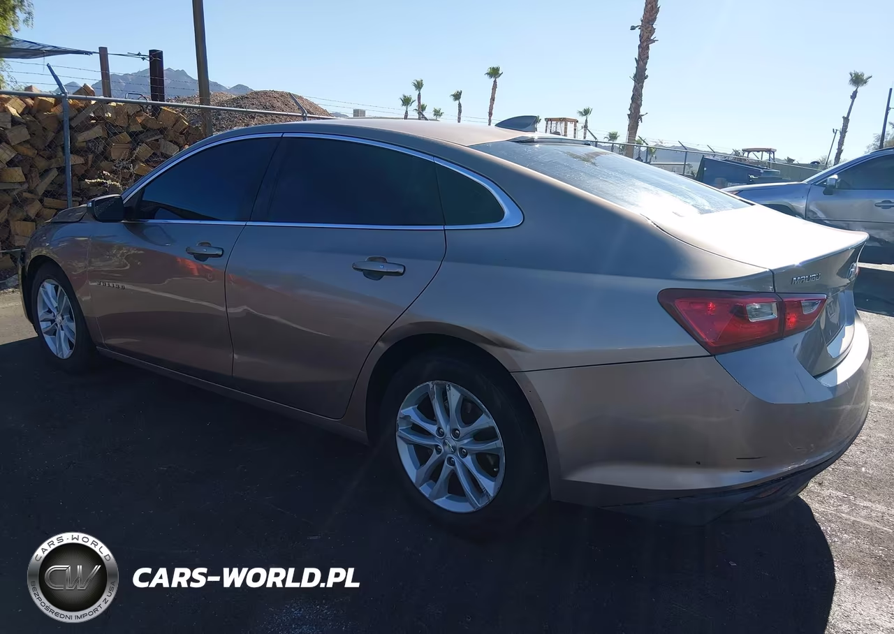 2018 Chevrolet Malibu Lt VIN:1G1ZD5ST6JF260118 - 3