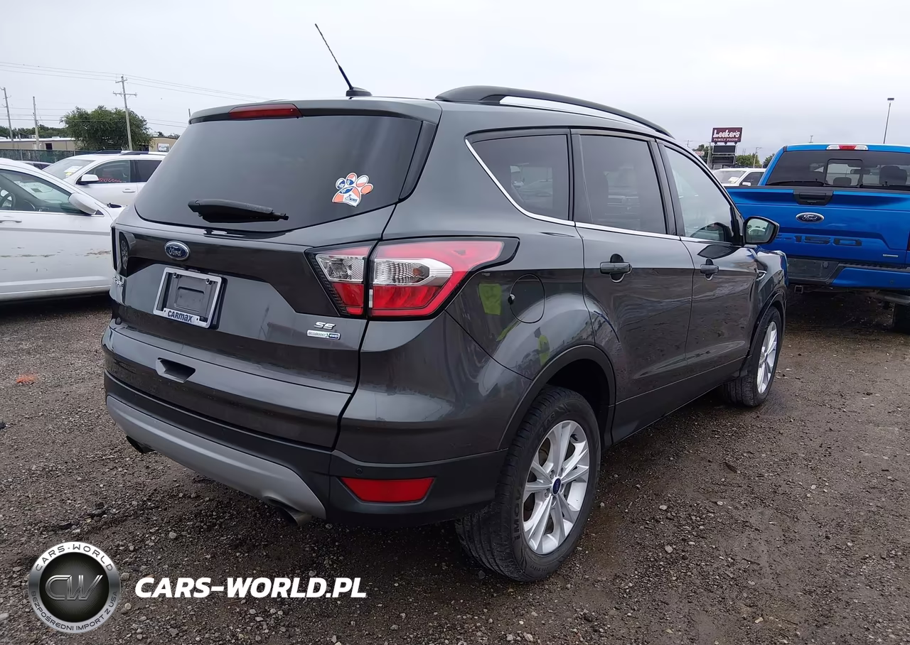 2017 Ford Escape Se VIN:1FMCU9GD9HUE17759 - 4