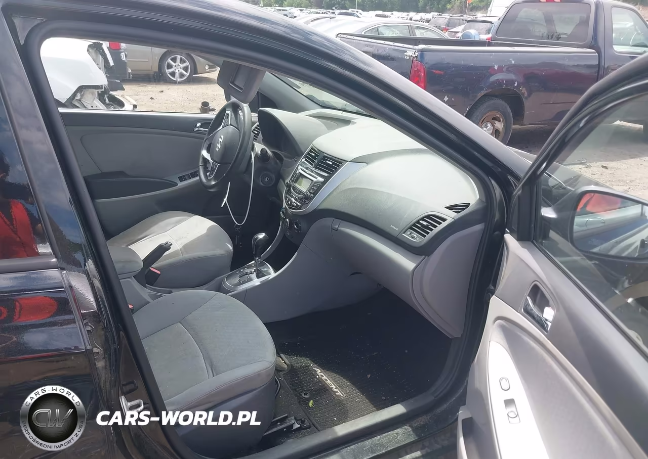 2013 Hyundai Accent Se VIN:KMHCU5AE4DU090692 - 5