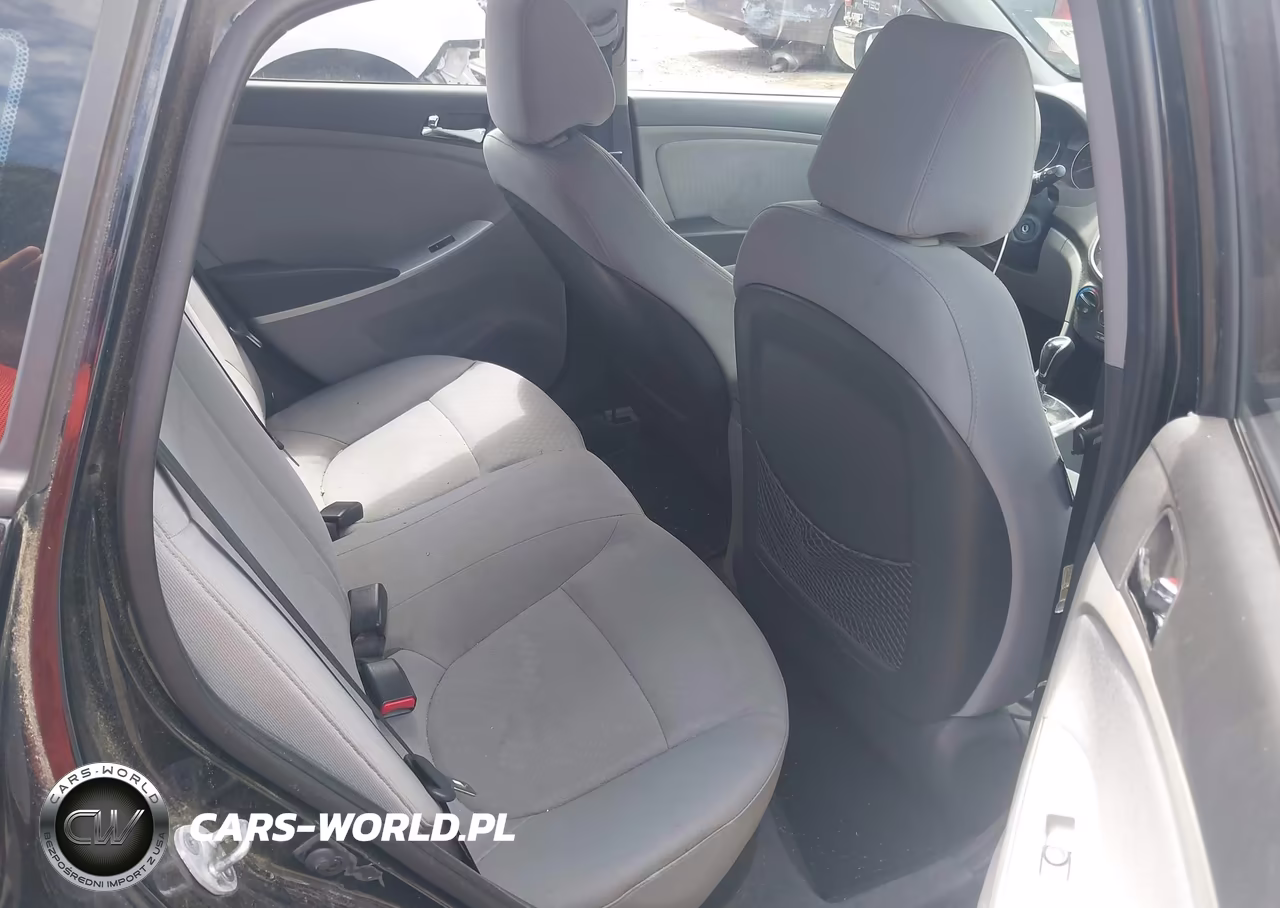 2013 Hyundai Accent Se VIN:KMHCU5AE4DU090692 - 8