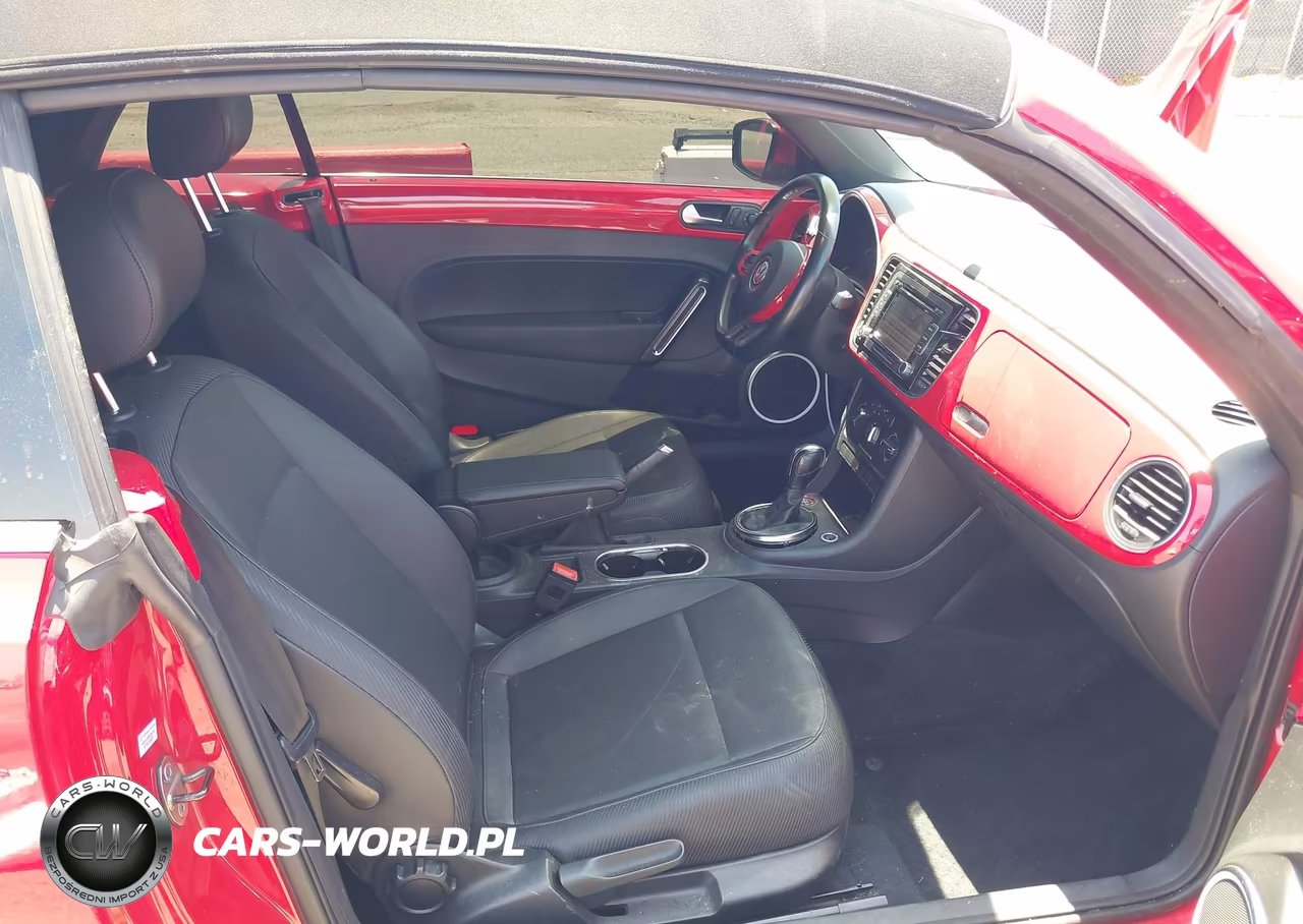 2014 Volkswagen Beetle 2.5L VIN:3VW5P7AT1EM805221 - 5
