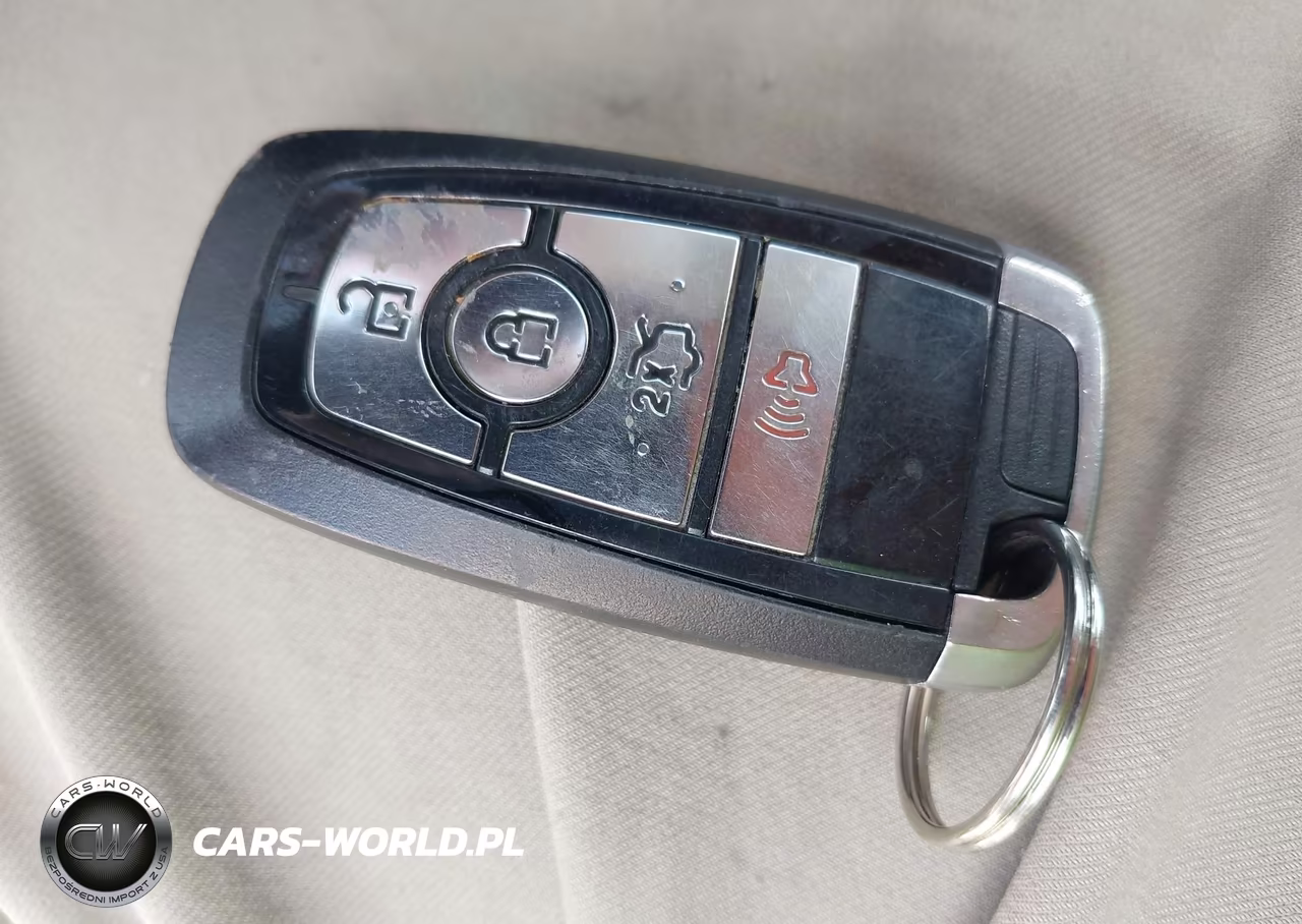 2018 Ford Fusion Se VIN:3FA6P0H75JR220748 - 11