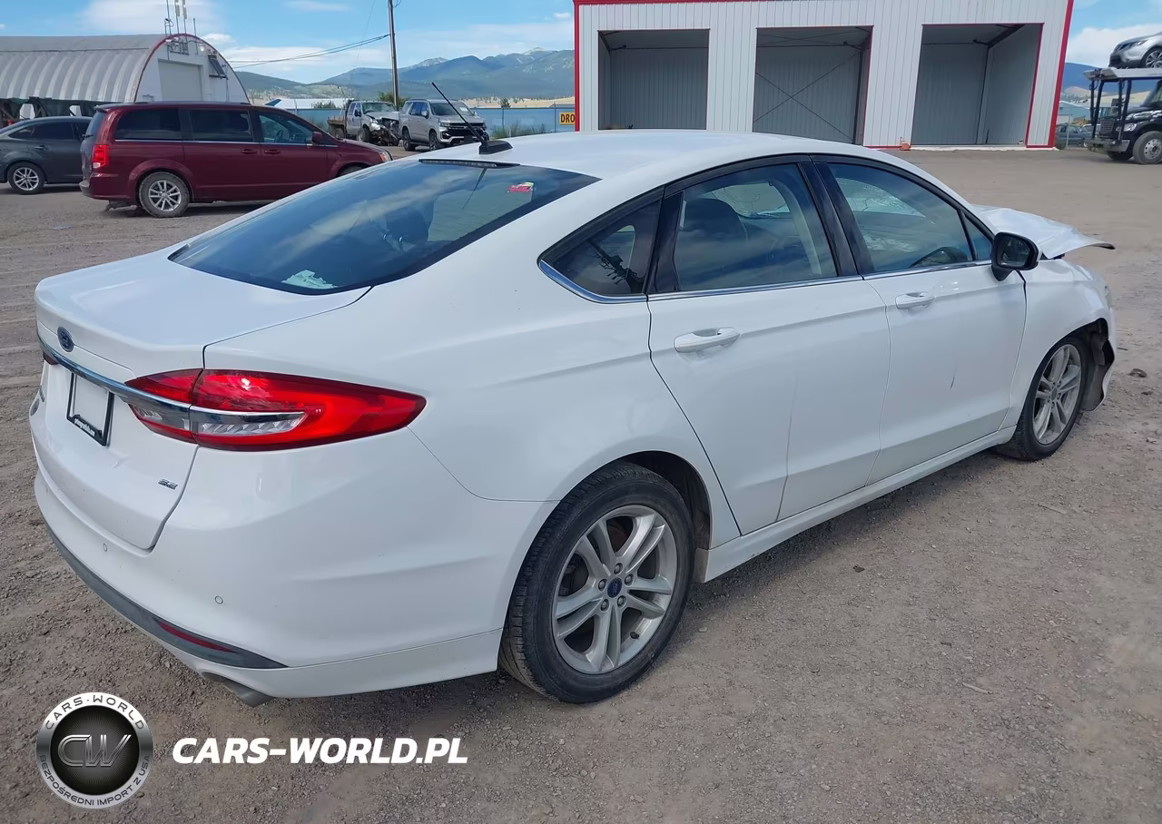 2018 Ford Fusion Se VIN:3FA6P0H75JR220748 - 4