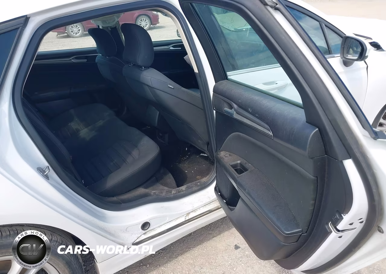 2018 Ford Fusion Se VIN:3FA6P0H75JR220748 - 8