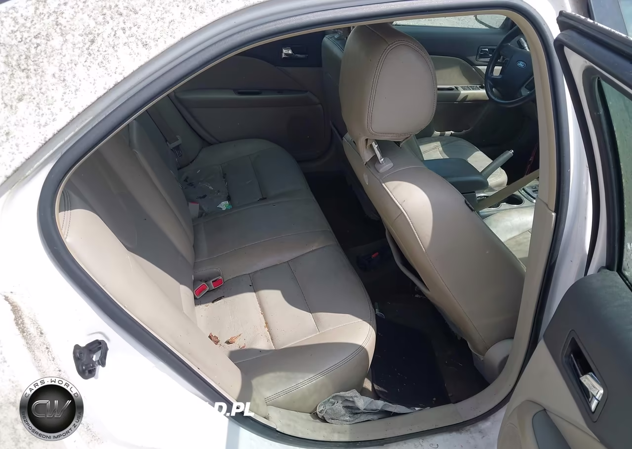 2012 Ford Fusion Hybrid VIN:3FADP0L30CR246432 - 8