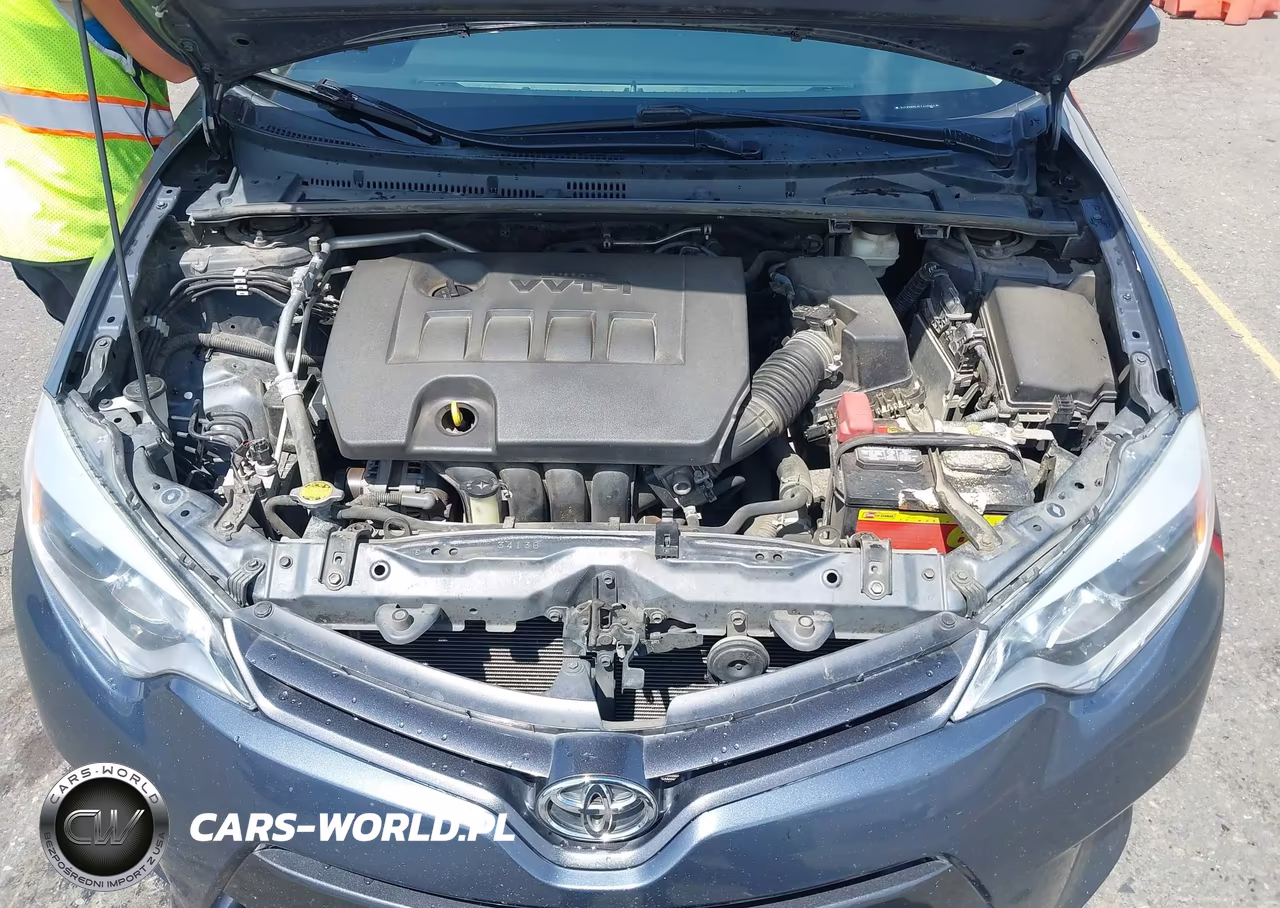 2015 Toyota Corolla Le Plus VIN:5YFBURHE5FP359649 - 10