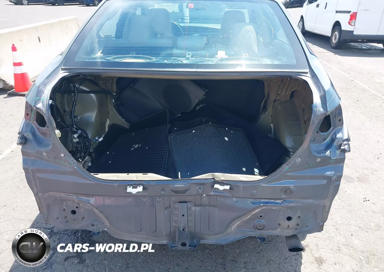 2015 Toyota Corolla Le Plus VIN:5YFBURHE5FP359649 - 6