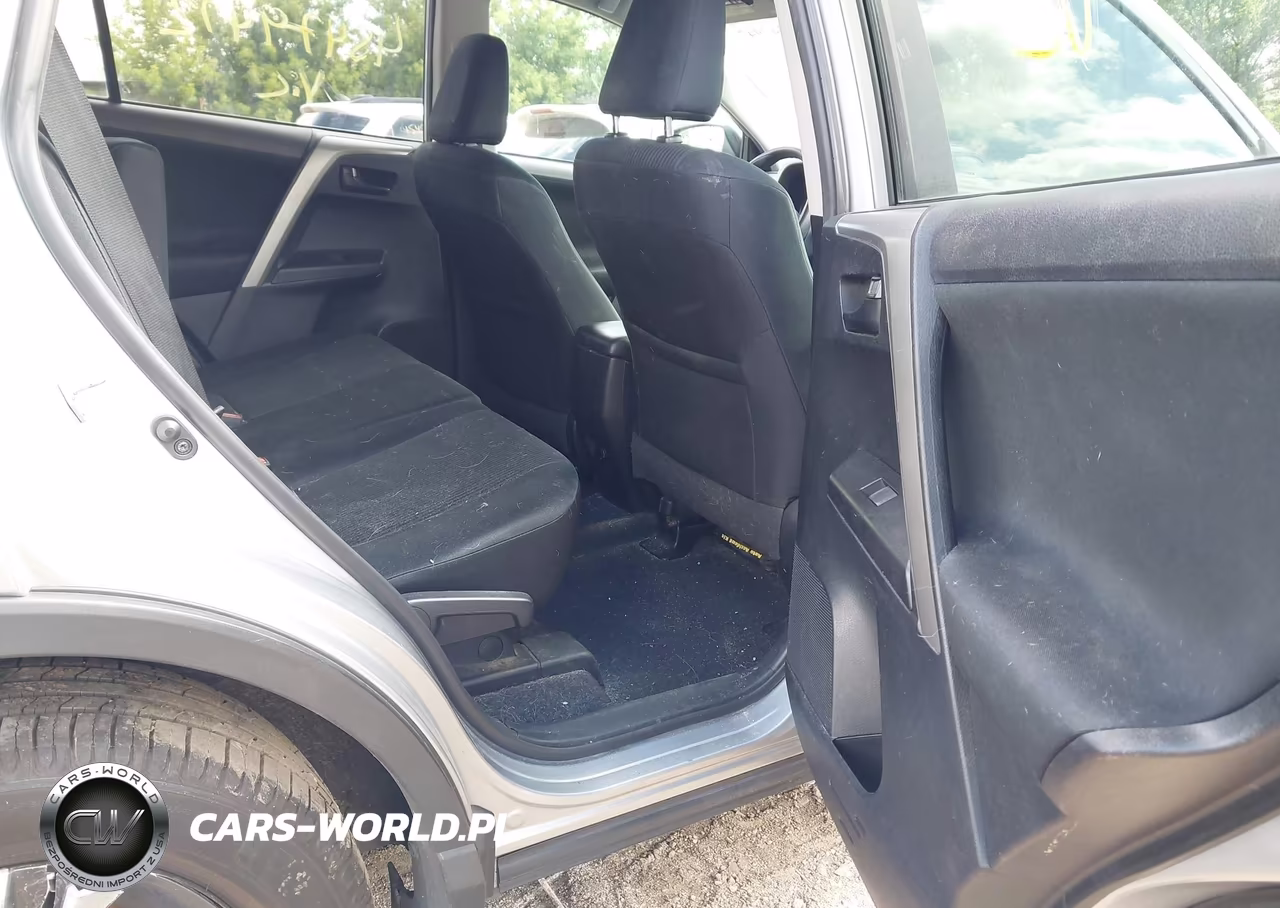 2017 Toyota Rav4 Le VIN:2T3BFREV9HW567086 - 8