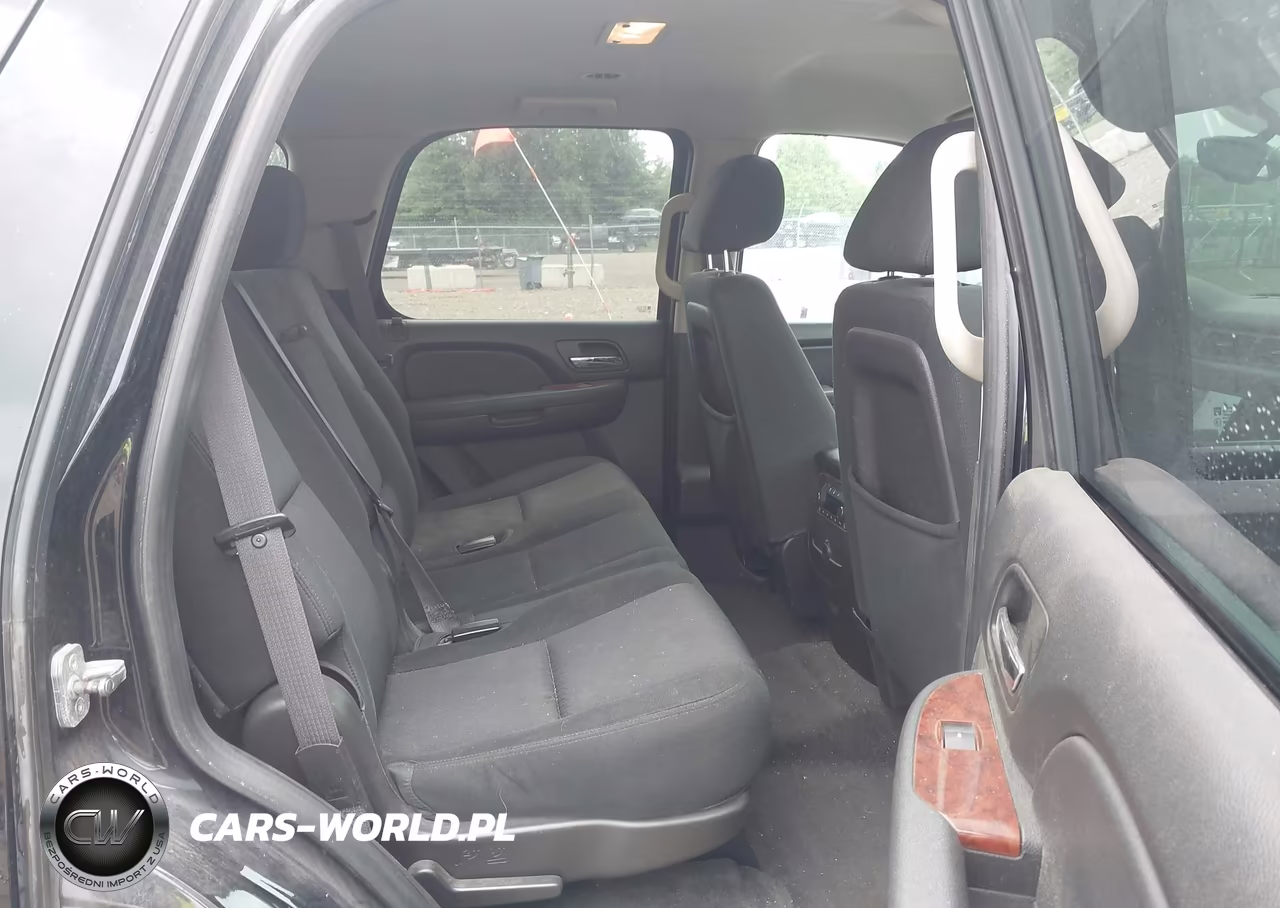 2013 Chevrolet Tahoe Ls VIN:1GNSKAE02DR367198 - 8