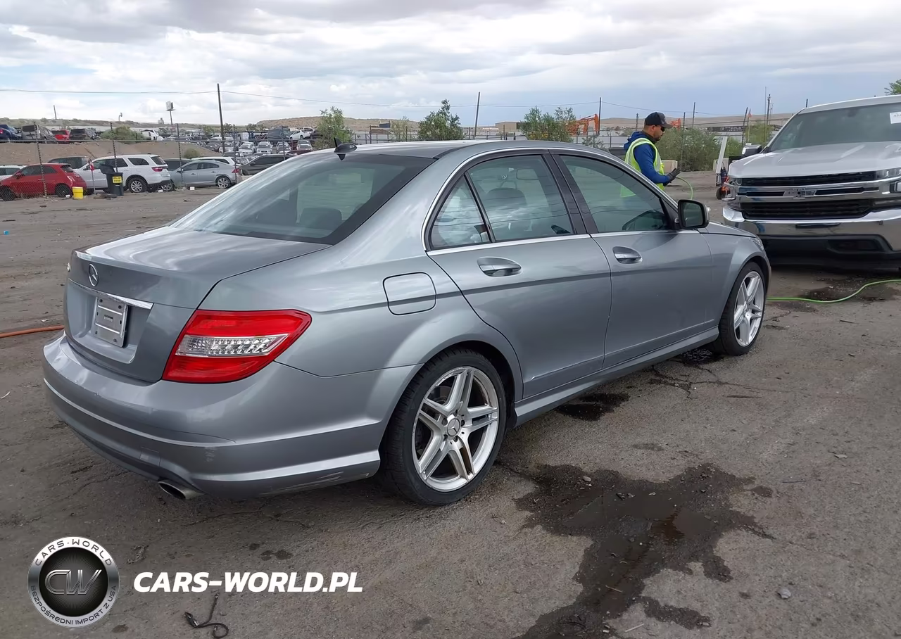2008 Mercedes-Benz C 300 Luxury-Sport VIN:WDDGF54X98F017332 - 4