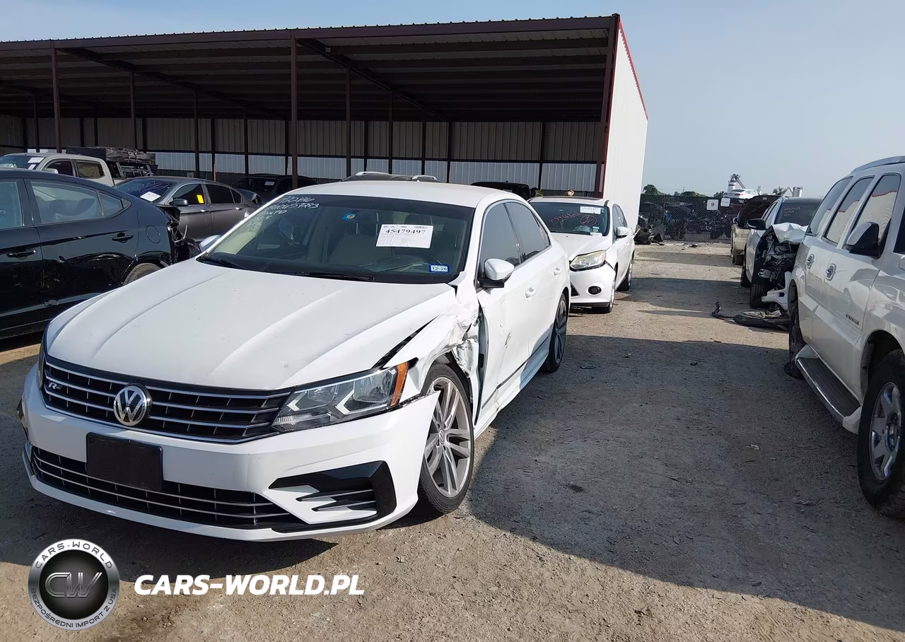 2017 Volkswagen Passat 1.8T R-Line VIN:1VWDT7A39HC039428 - 2