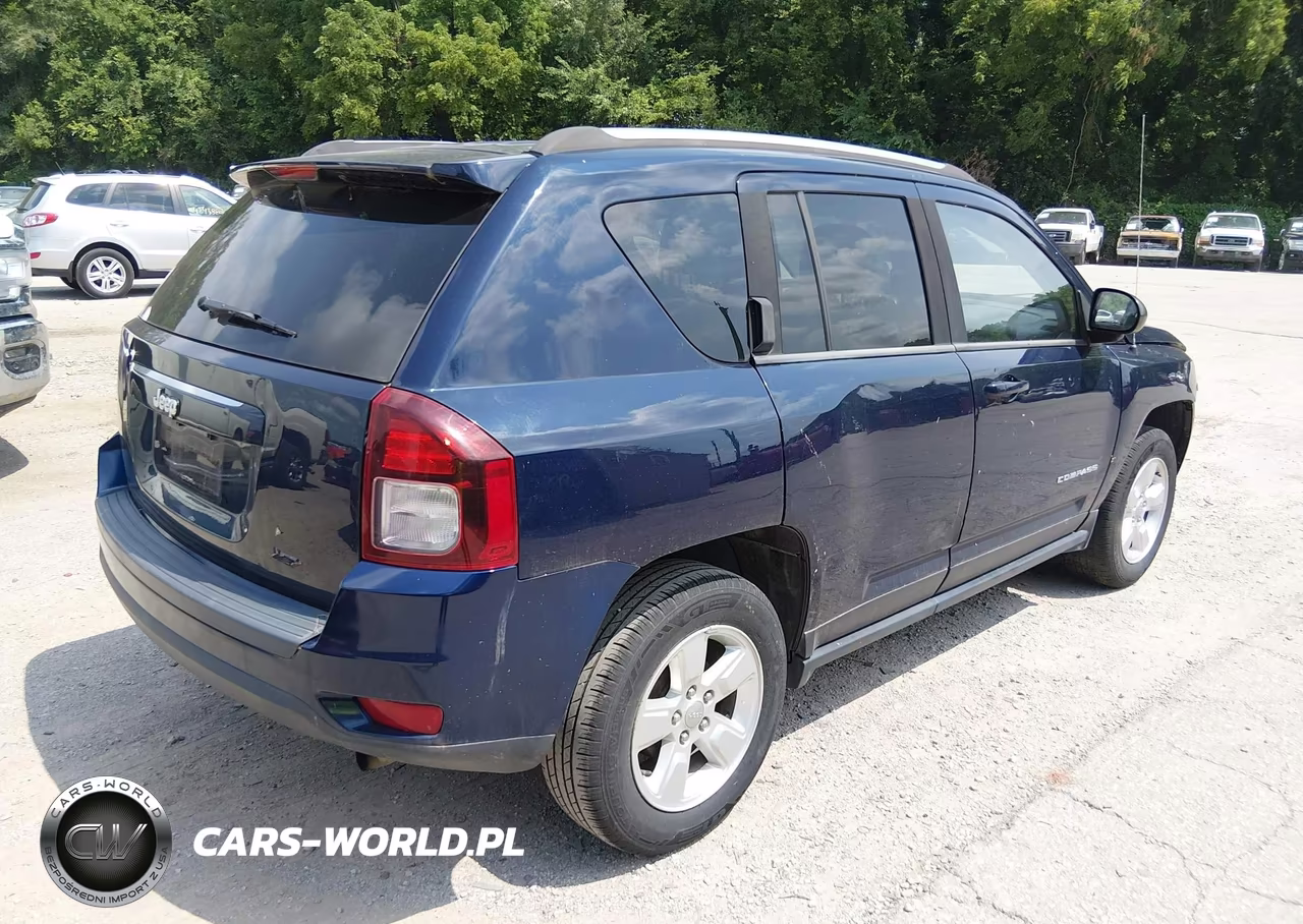 2015 Jeep Compass Sport VIN:1C4NJCBA7FD198328 - 4